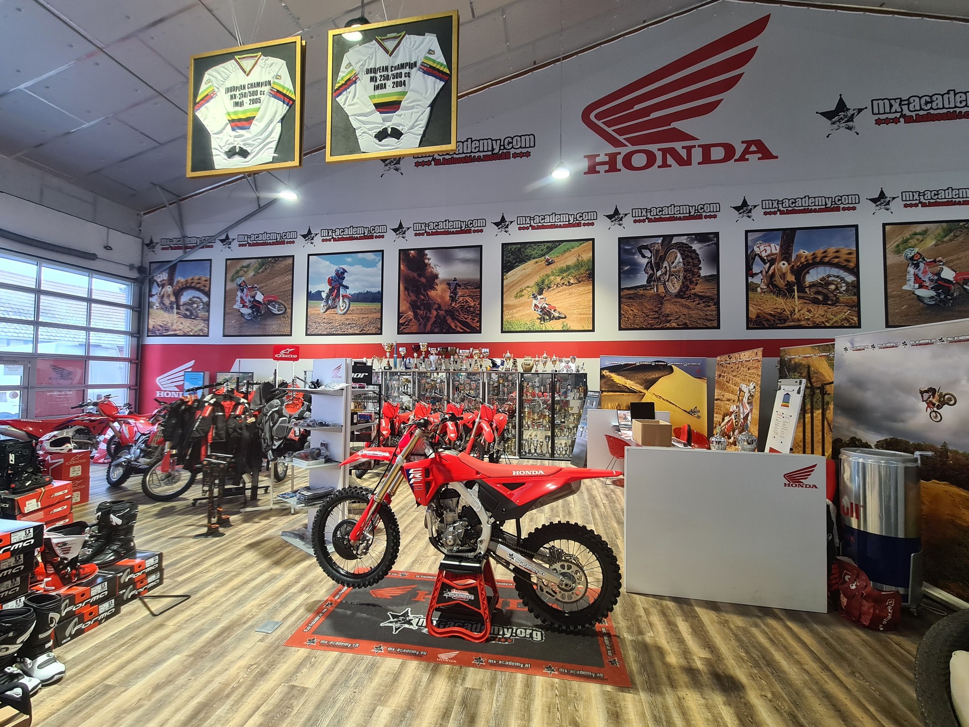 HONDA ** CRF450R ** Neufahrzeug in Kiste-image-14