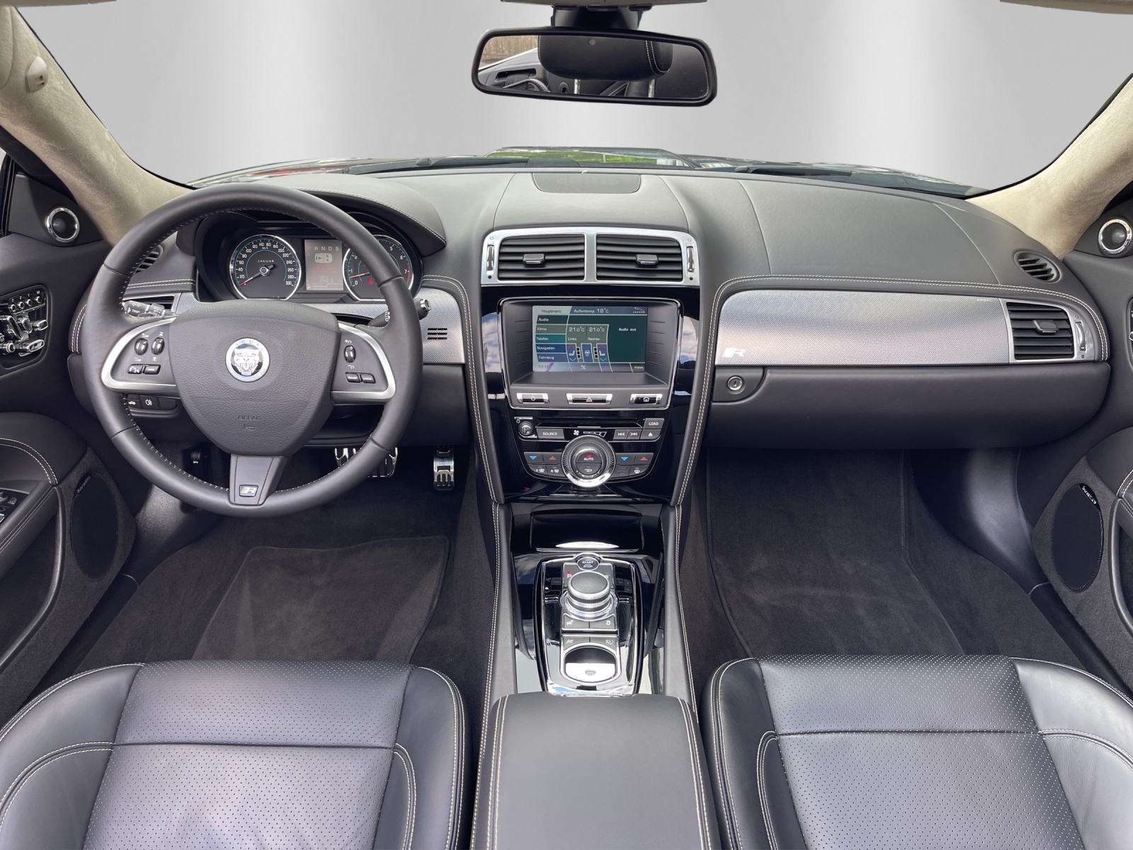 JAGUAR XKR 5.0 V8 SC Automatic-image-10