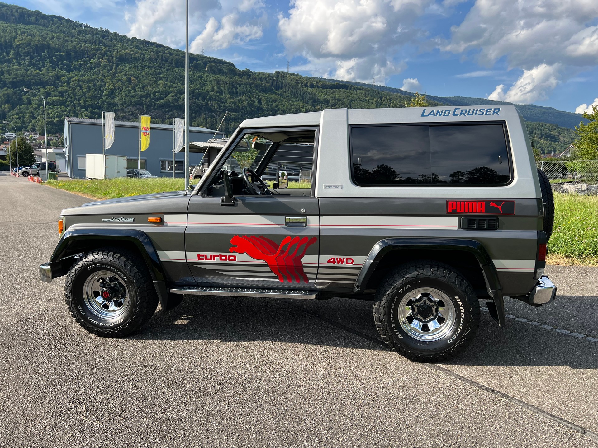 TOYOTA AB MFK 18.7.25 !! "PUMA SONDERMODELL" MIT HARD TOP. GUTER ZUSTAND. VON PRIVAT. VIEL ZUBEHÖR !! SELTEN SO ZU FINDEN !!-showroom-element-2