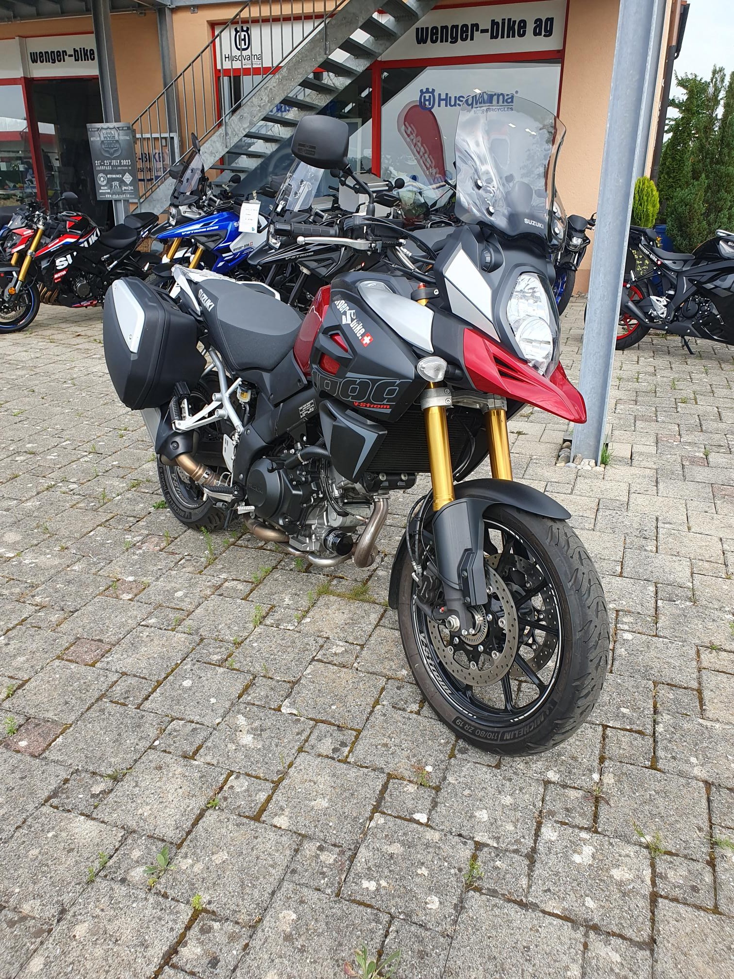 SUZUKI DL 1000 V-Strom Adventure L4-image-1
