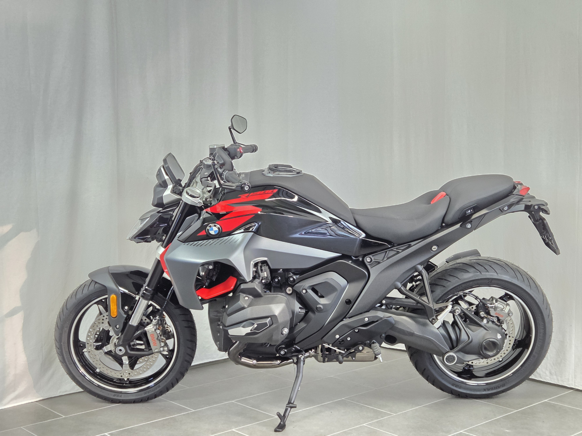 BMW R 1300 R Boxer-Prämie CHF -1'500 für Verträge bis 30.09.26-image-3