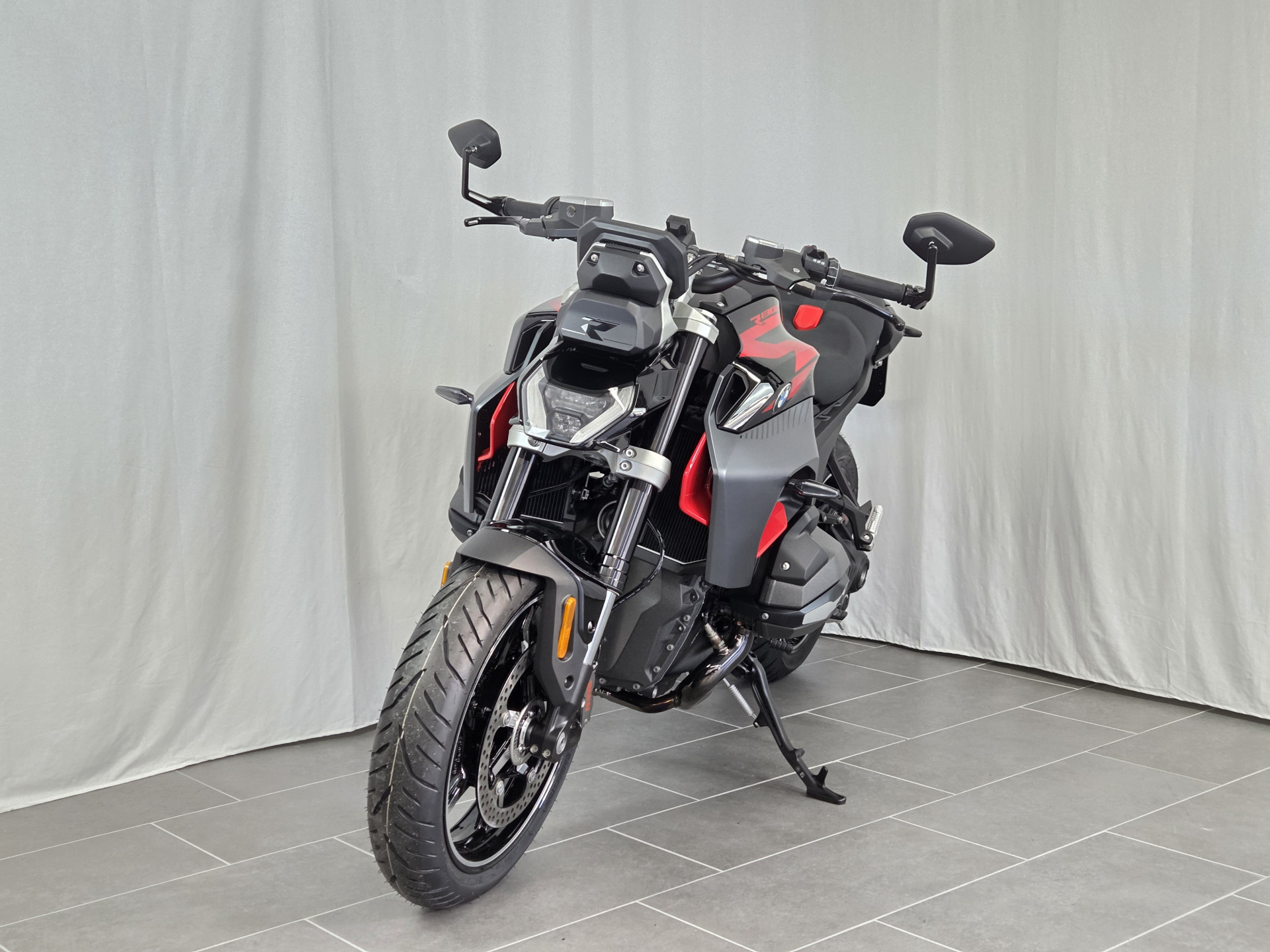 BMW R 1300 R Boxer-Prämie CHF -1'500 für Verträge bis 30.09.26-image-2
