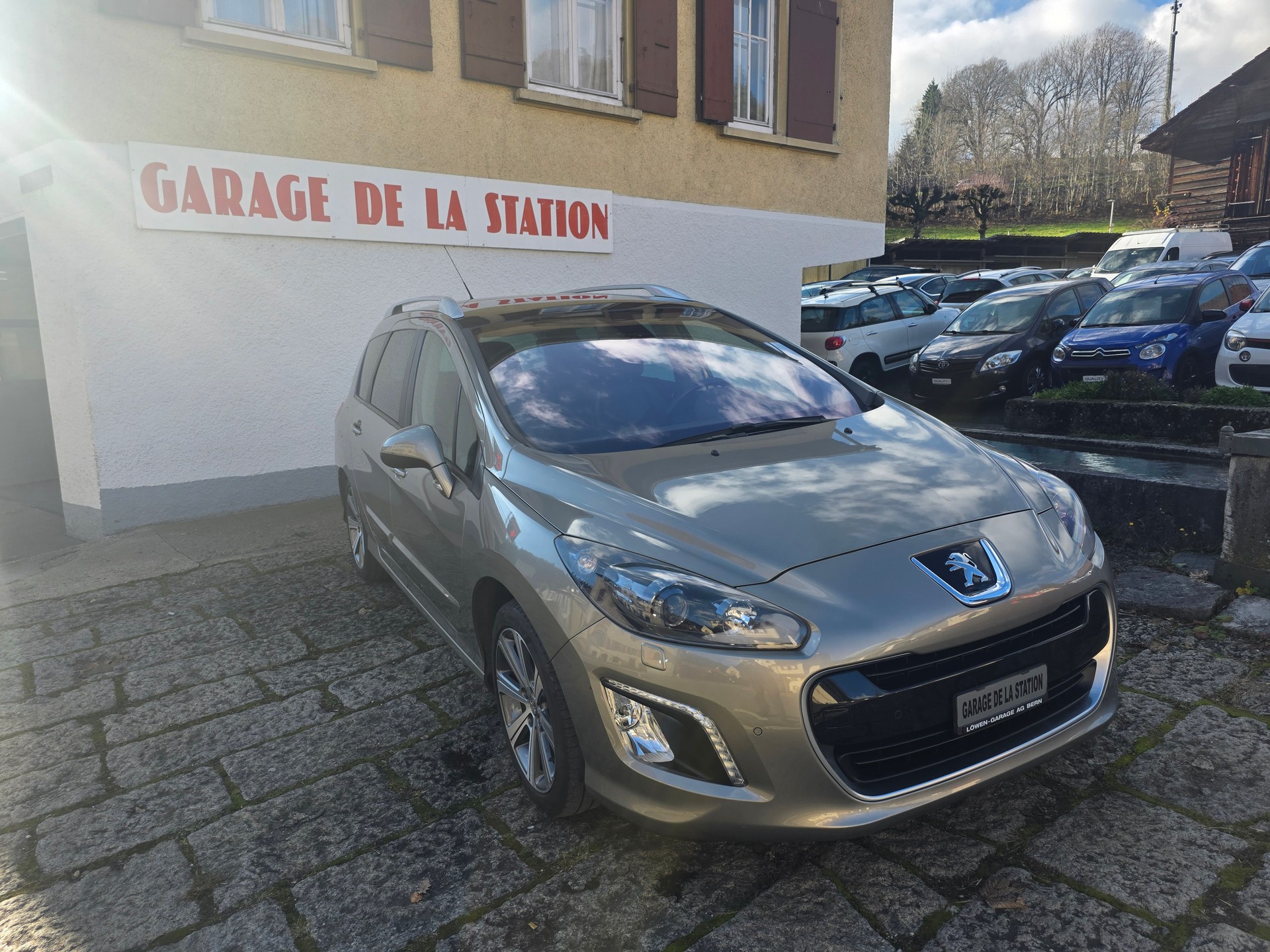 PEUGEOT 308 SW 1.6 16V Turbo Allure-image-2