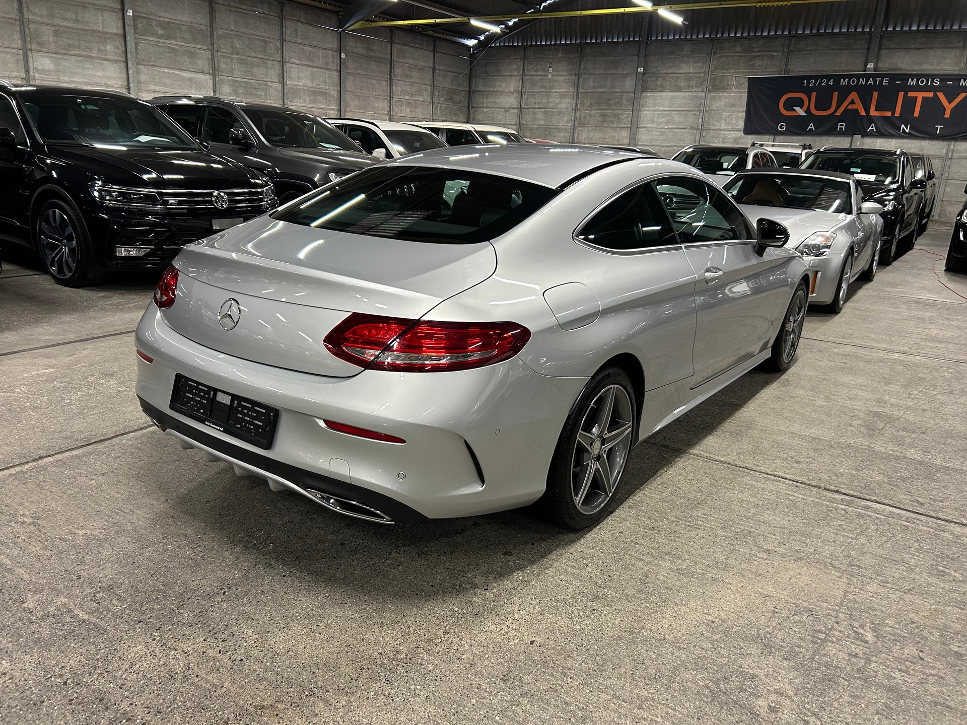 MERCEDES-BENZ C 250 d AMG Line Coupé 9G-Tronic-image-4