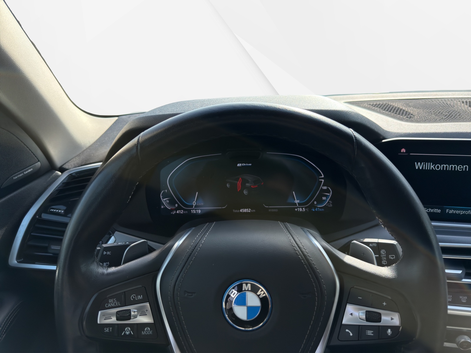 BMW X5 xDrive45e-image-15