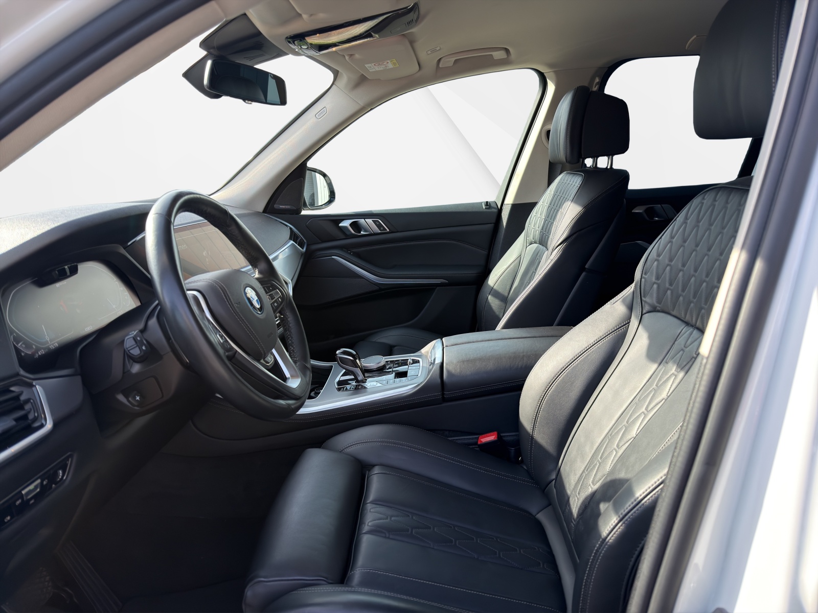 BMW X5 xDrive45e-image-12