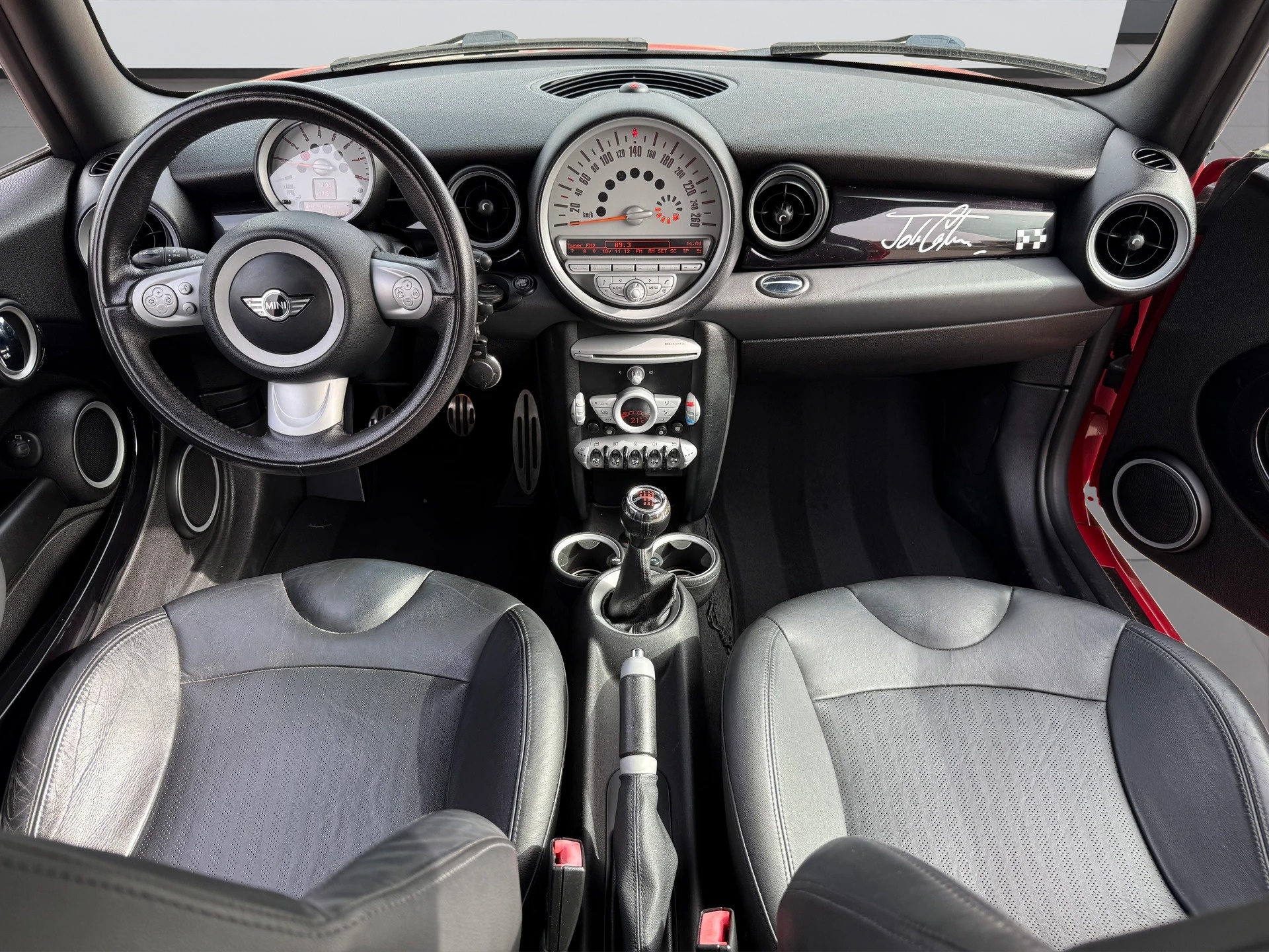 MINI Cooper John Cooper Works-image-11