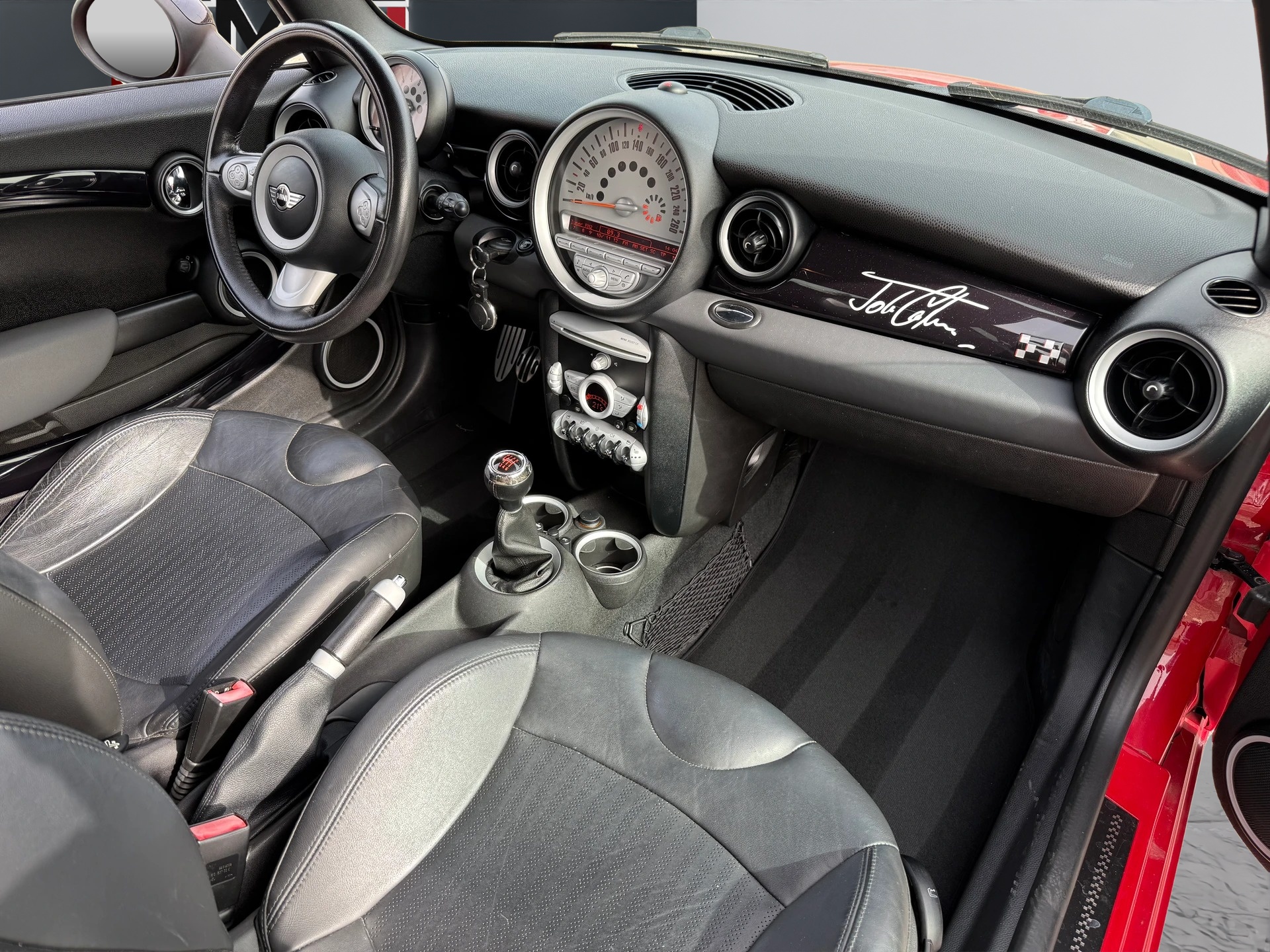 MINI Cooper John Cooper Works-image-10