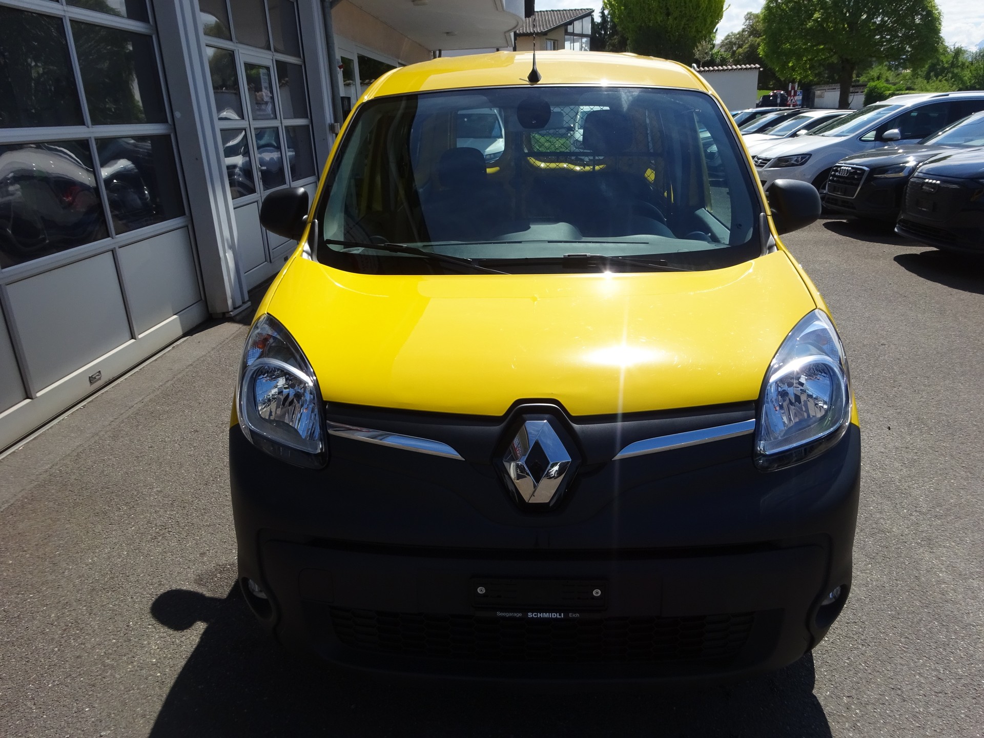 RENAULT Kangoo Maxi Z.E. 33 R60 Access 2 Plätze-image-4
