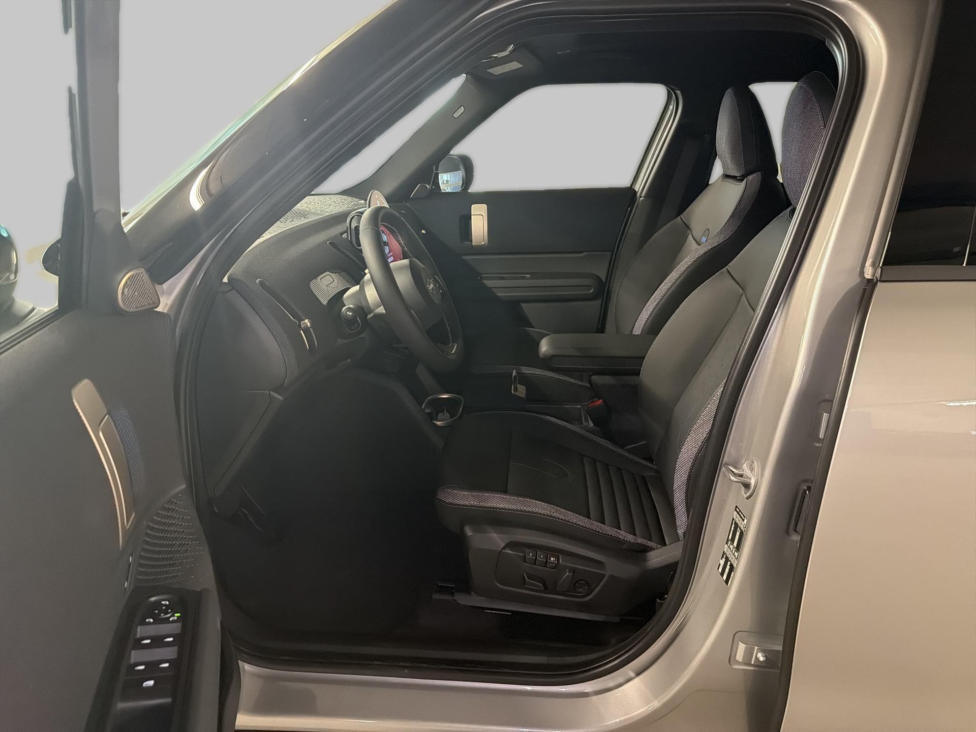 MINI Countryman C-image-28