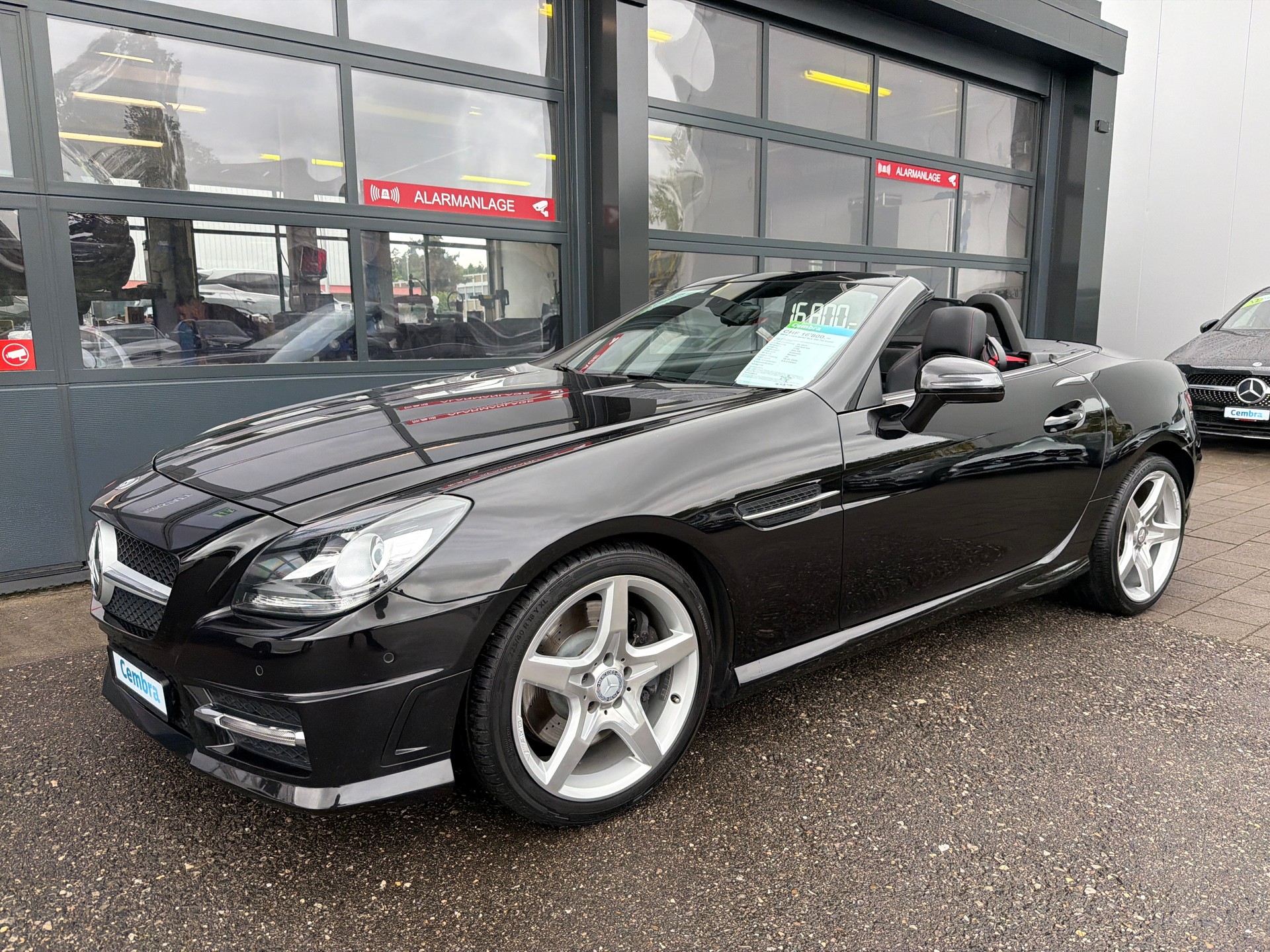 MERCEDES-BENZ SLK 250 7G-Tronic-showroom-element-1