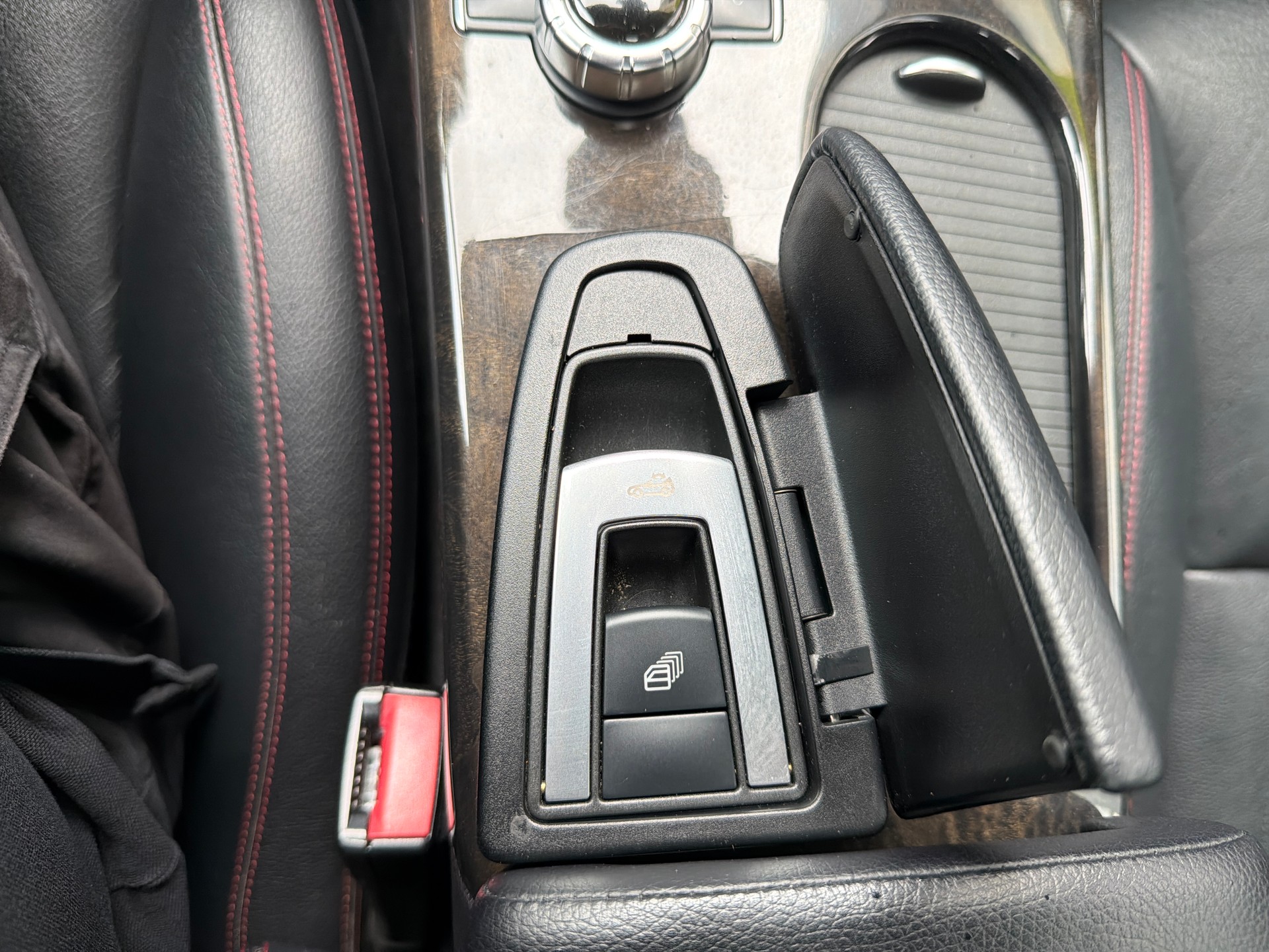 MERCEDES-BENZ SLK 250 7G-Tronic-image-11