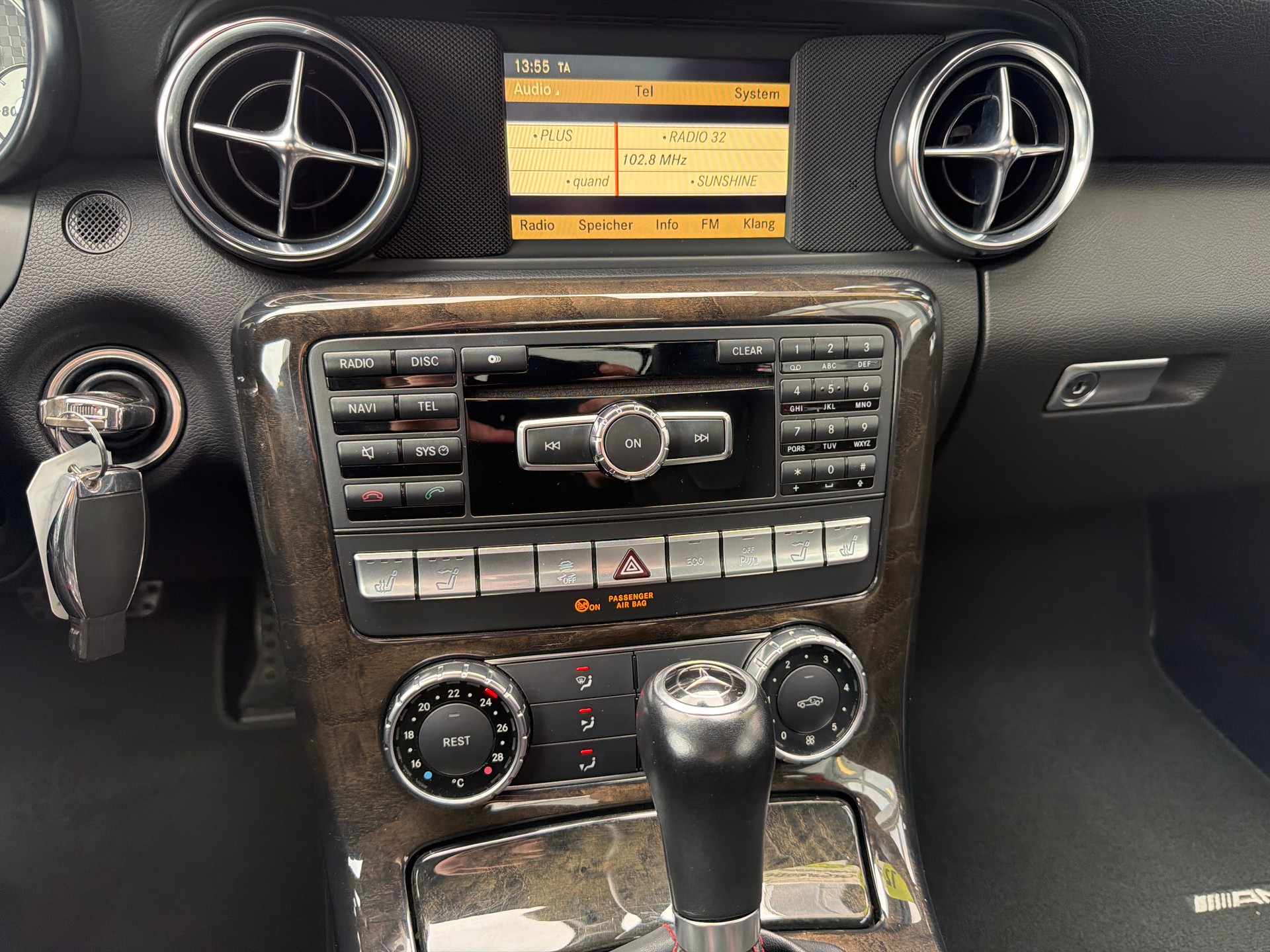 MERCEDES-BENZ SLK 250 7G-Tronic-image-9
