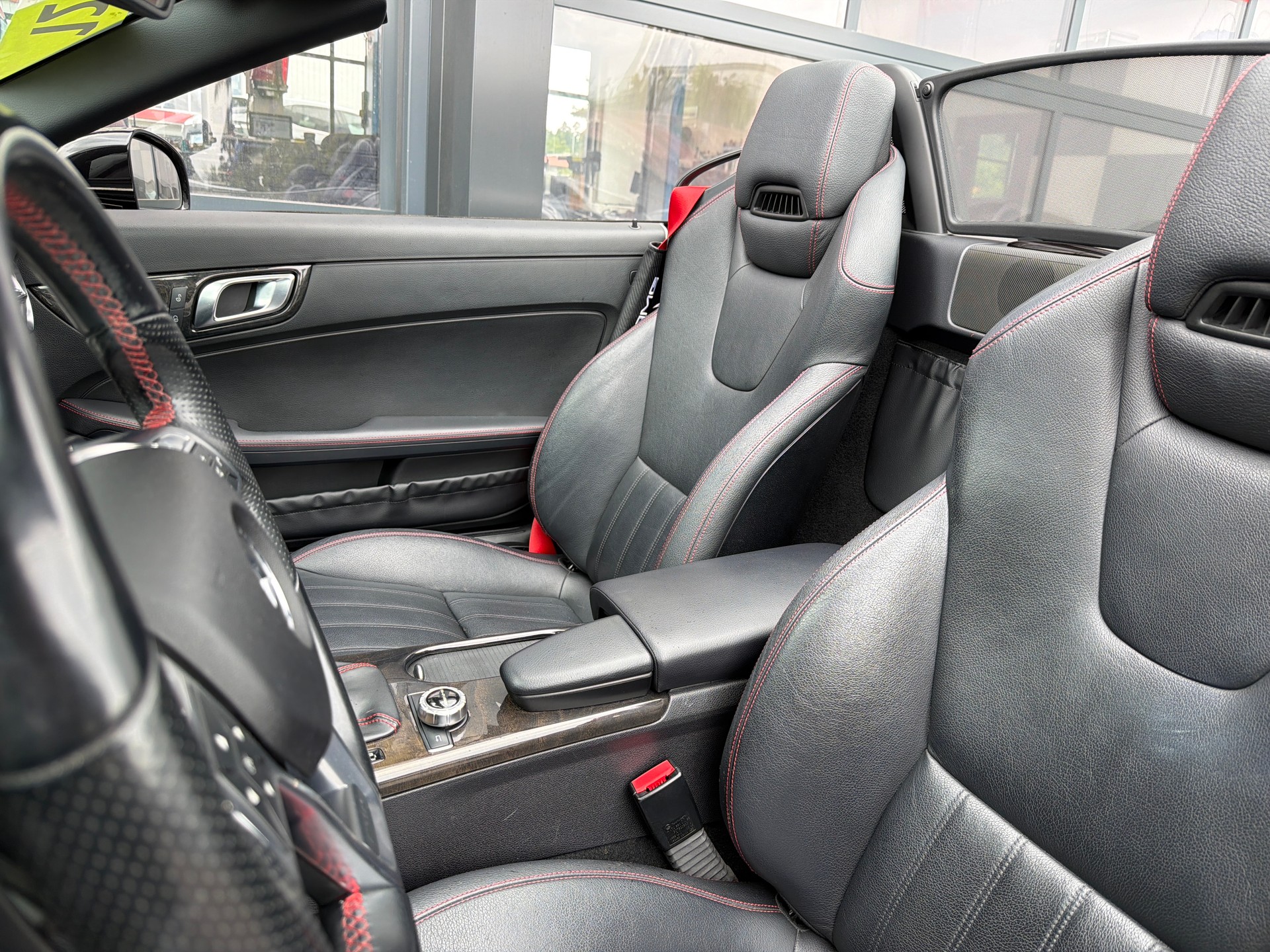 MERCEDES-BENZ SLK 250 7G-Tronic-image-8