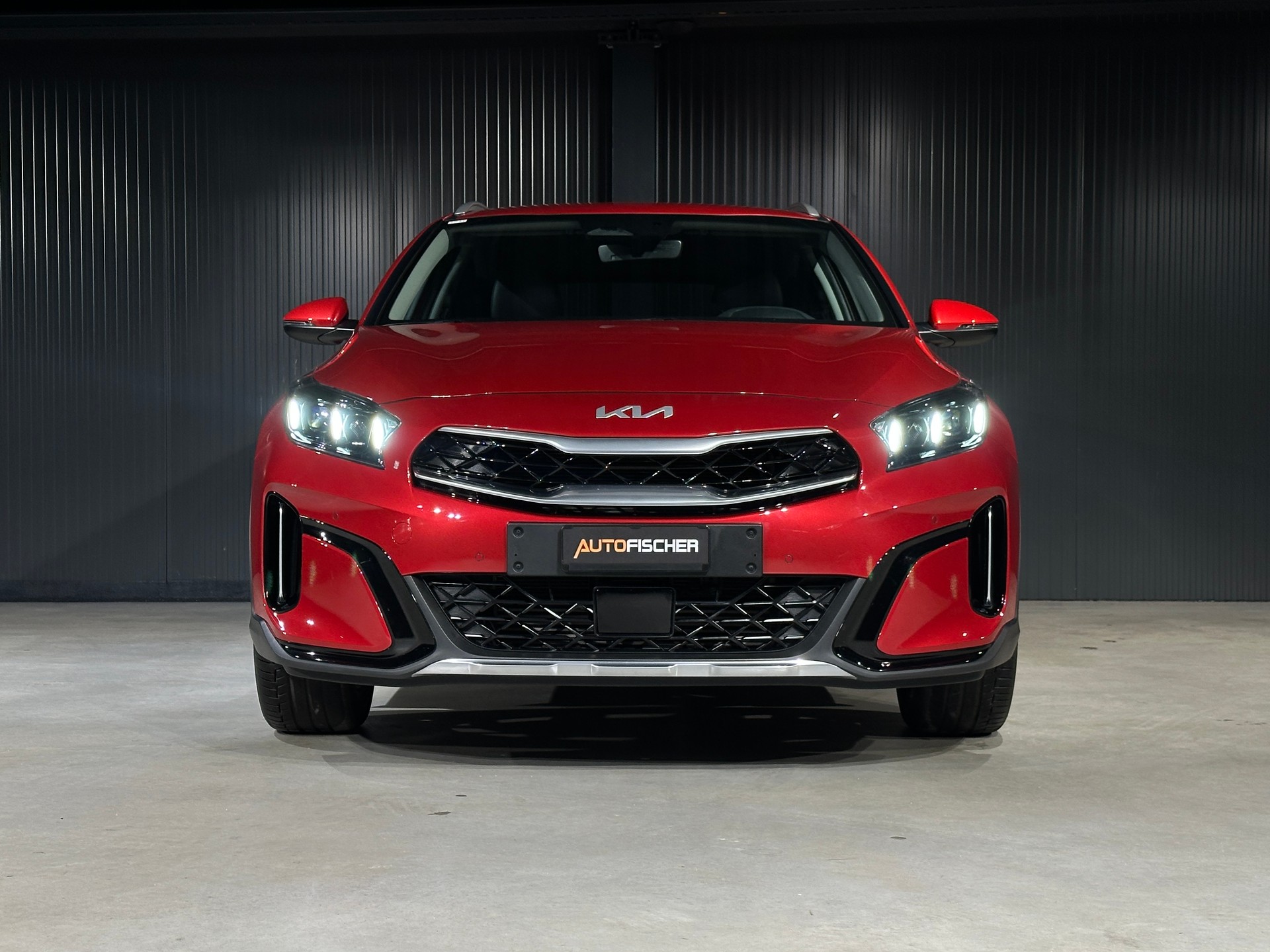 KIA XCeed 1.5 T-GDi DCT-showroom-element-2