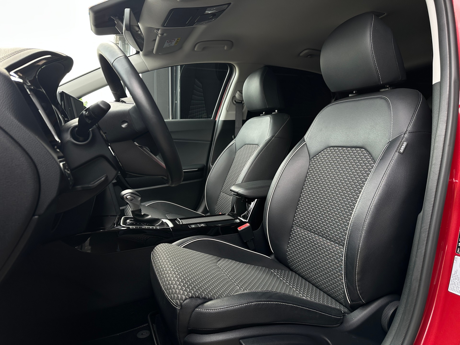 KIA XCeed 1.5 T-GDi DCT-image-9