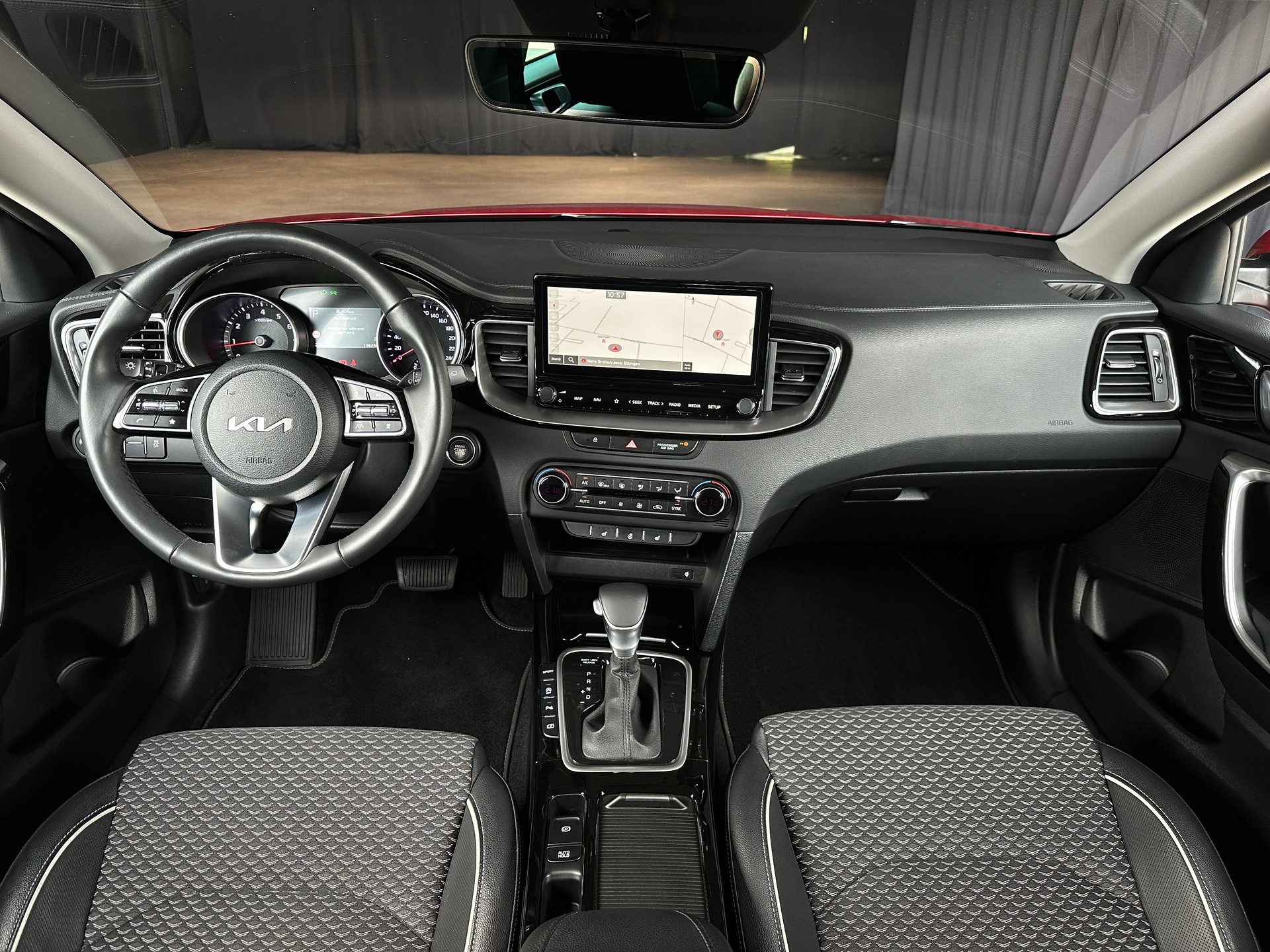 KIA XCeed 1.5 T-GDi DCT-image-14
