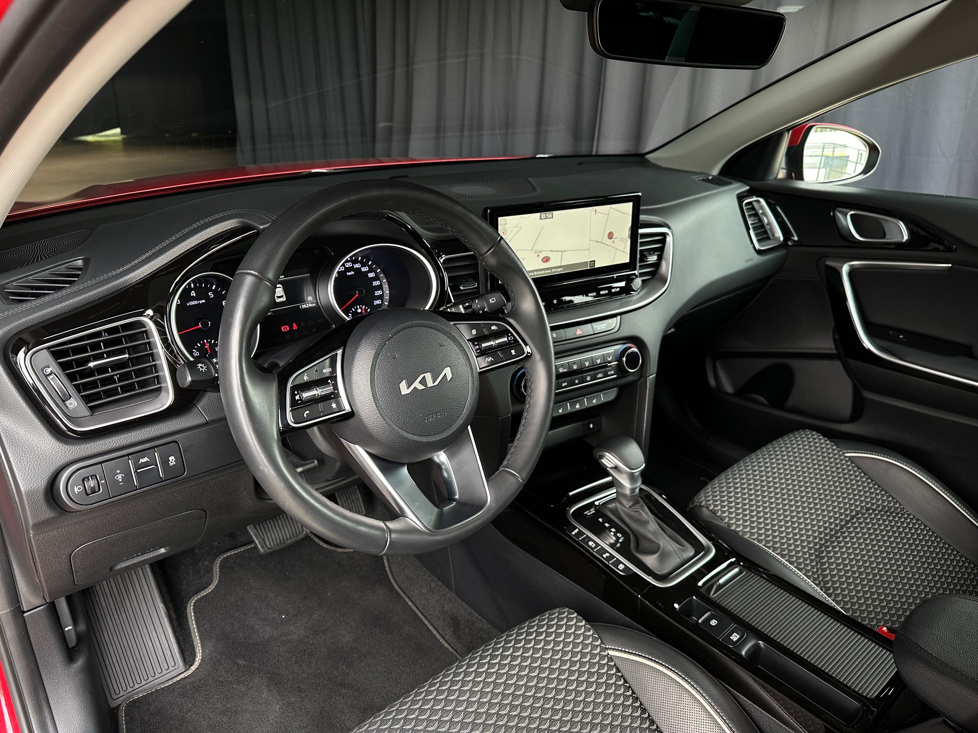 KIA XCeed 1.5 T-GDi DCT-image-12