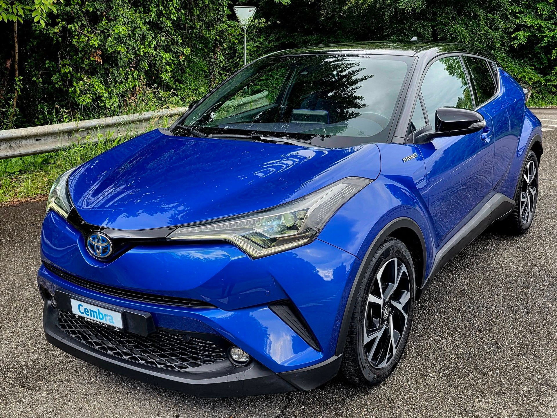 TOYOTA C-HR 1.8 HSD Premium CVT