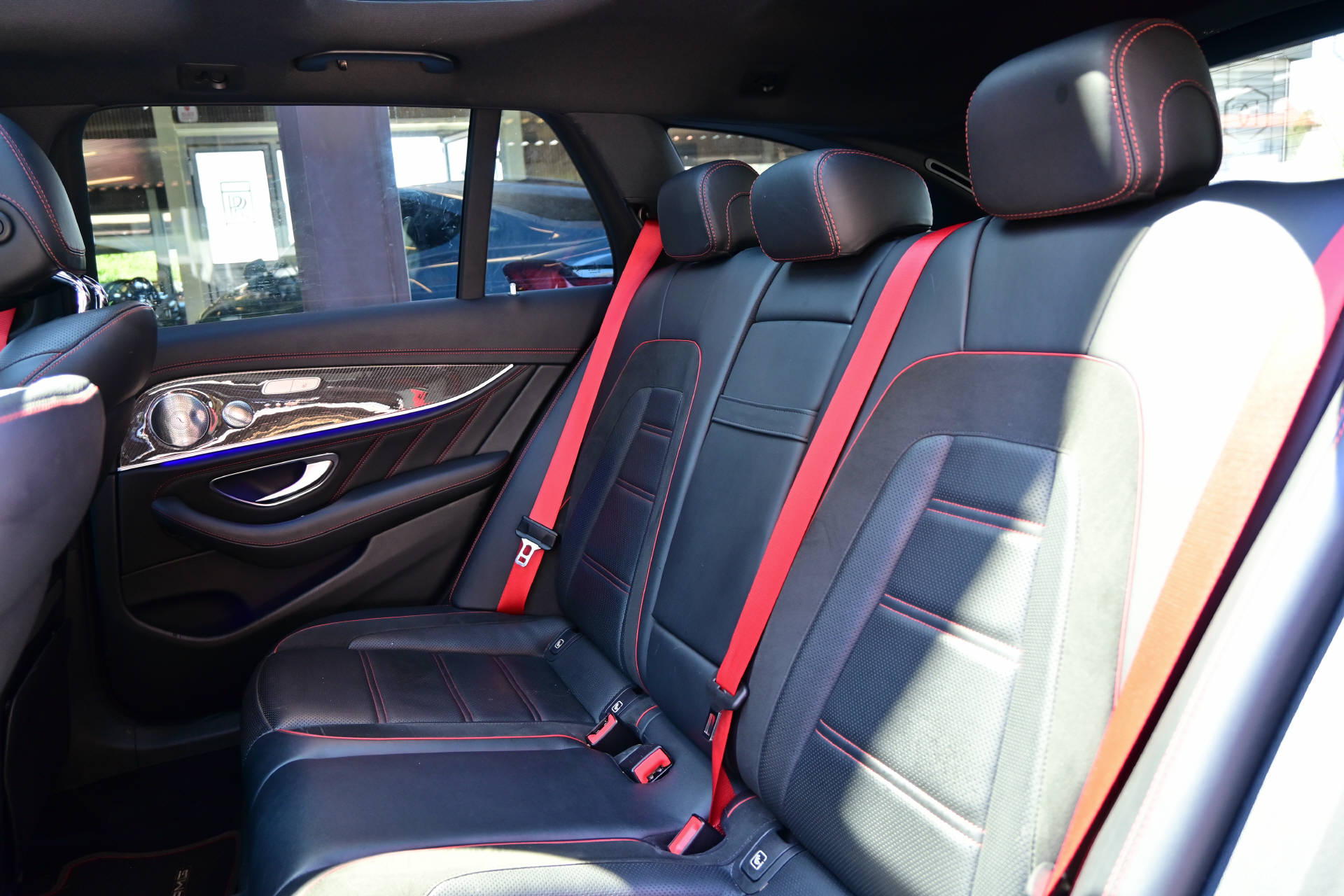 MERCEDES-BENZ E 53 AMG 4matic+ Kombi *Carbon*Burmester*Fahrassistenz Plus*-image-27