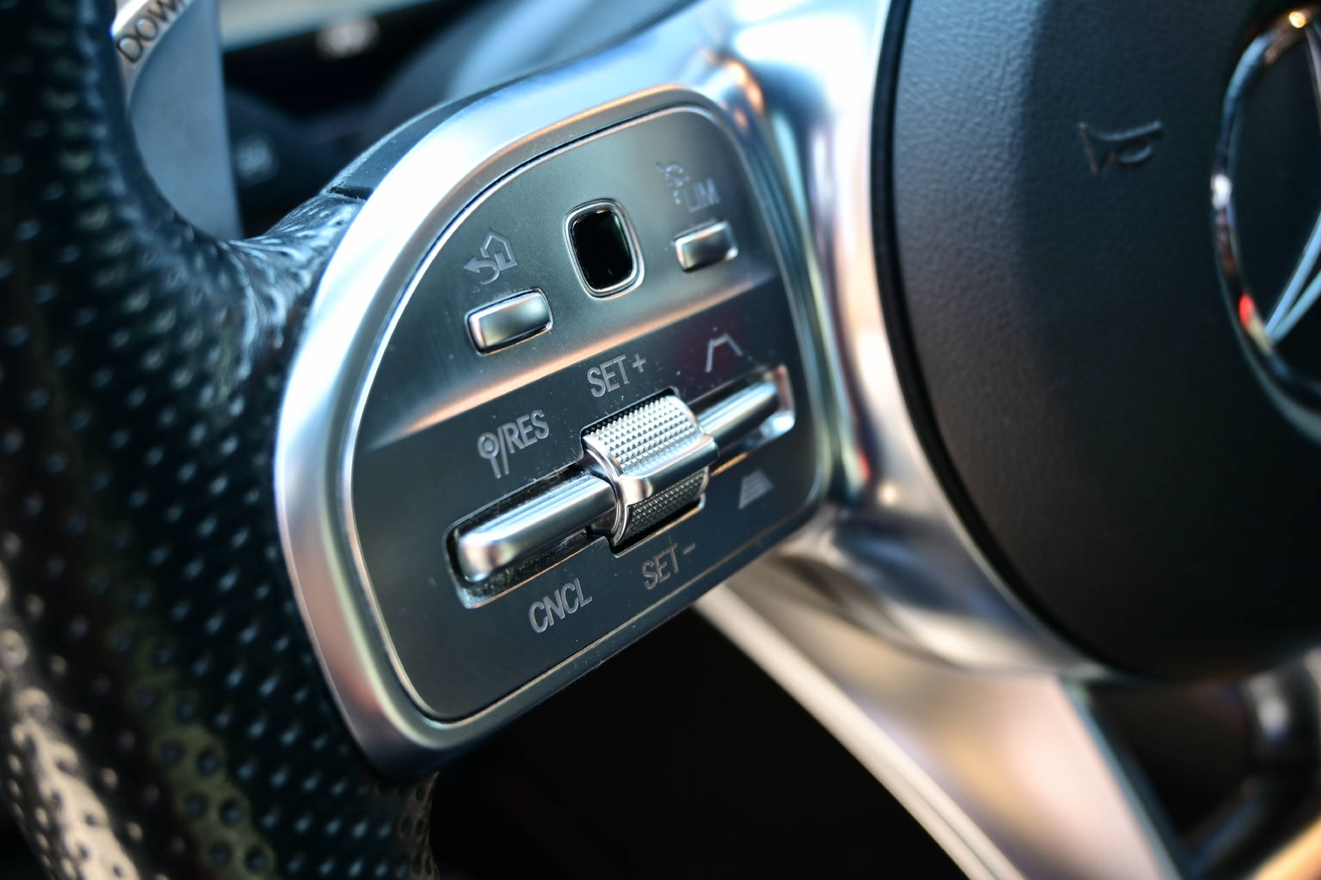 MERCEDES-BENZ E 53 AMG 4matic+ Kombi *Carbon*Burmester*Fahrassistenz Plus*-image-15