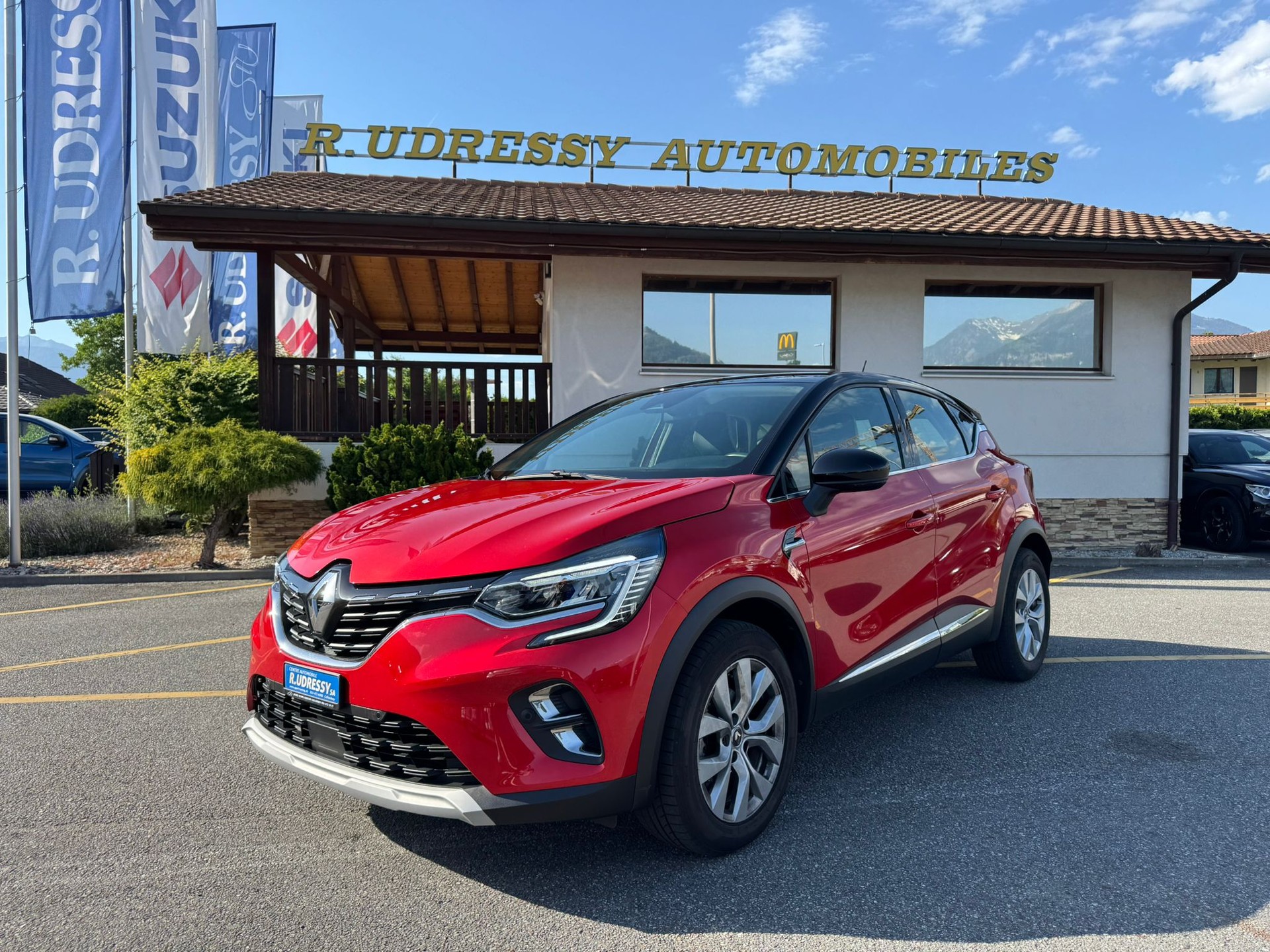 RENAULT Captur 1.3 TCe EDC Intens EDC