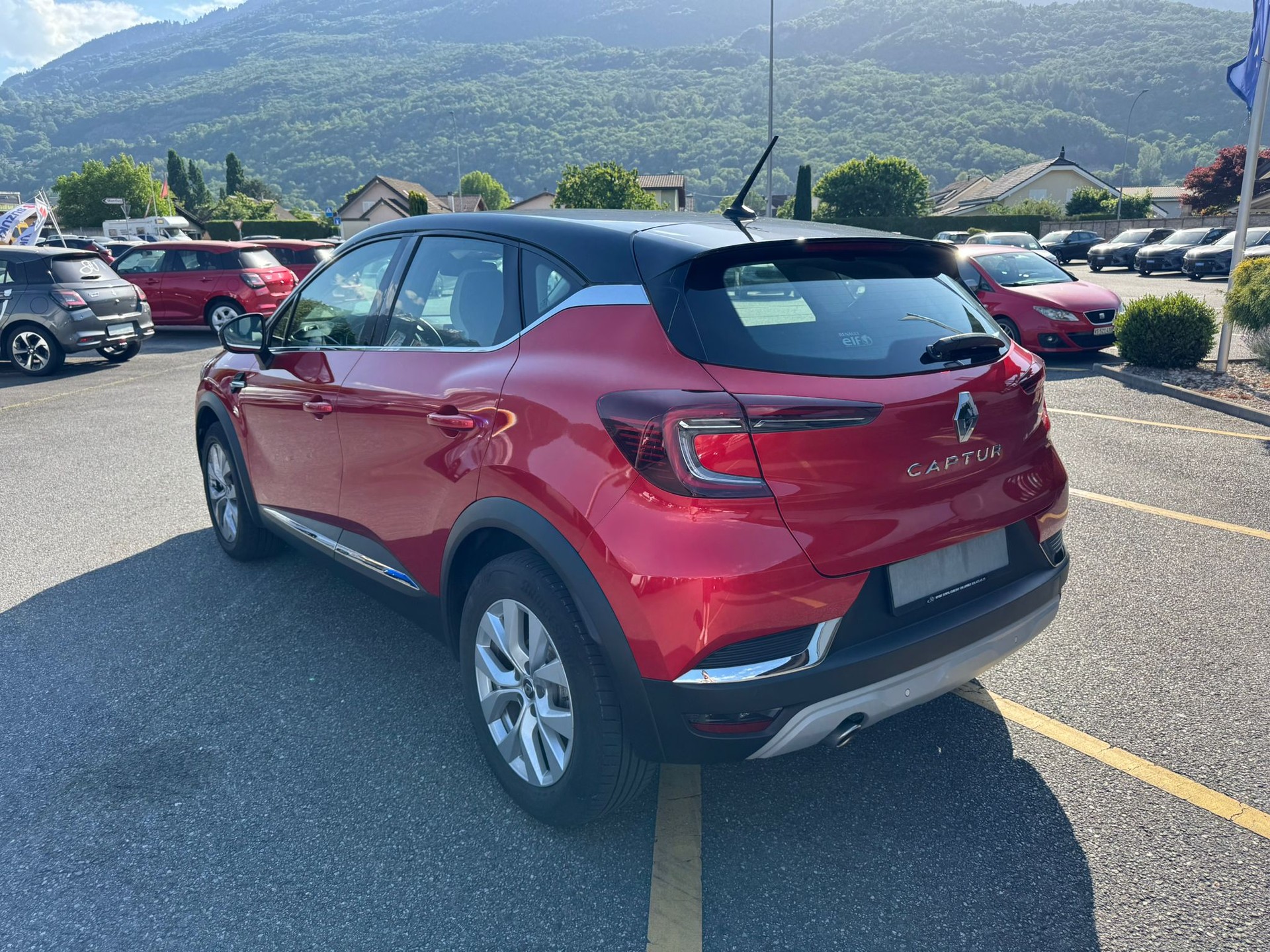 RENAULT Captur 1.3 TCe EDC Intens EDC-image-2