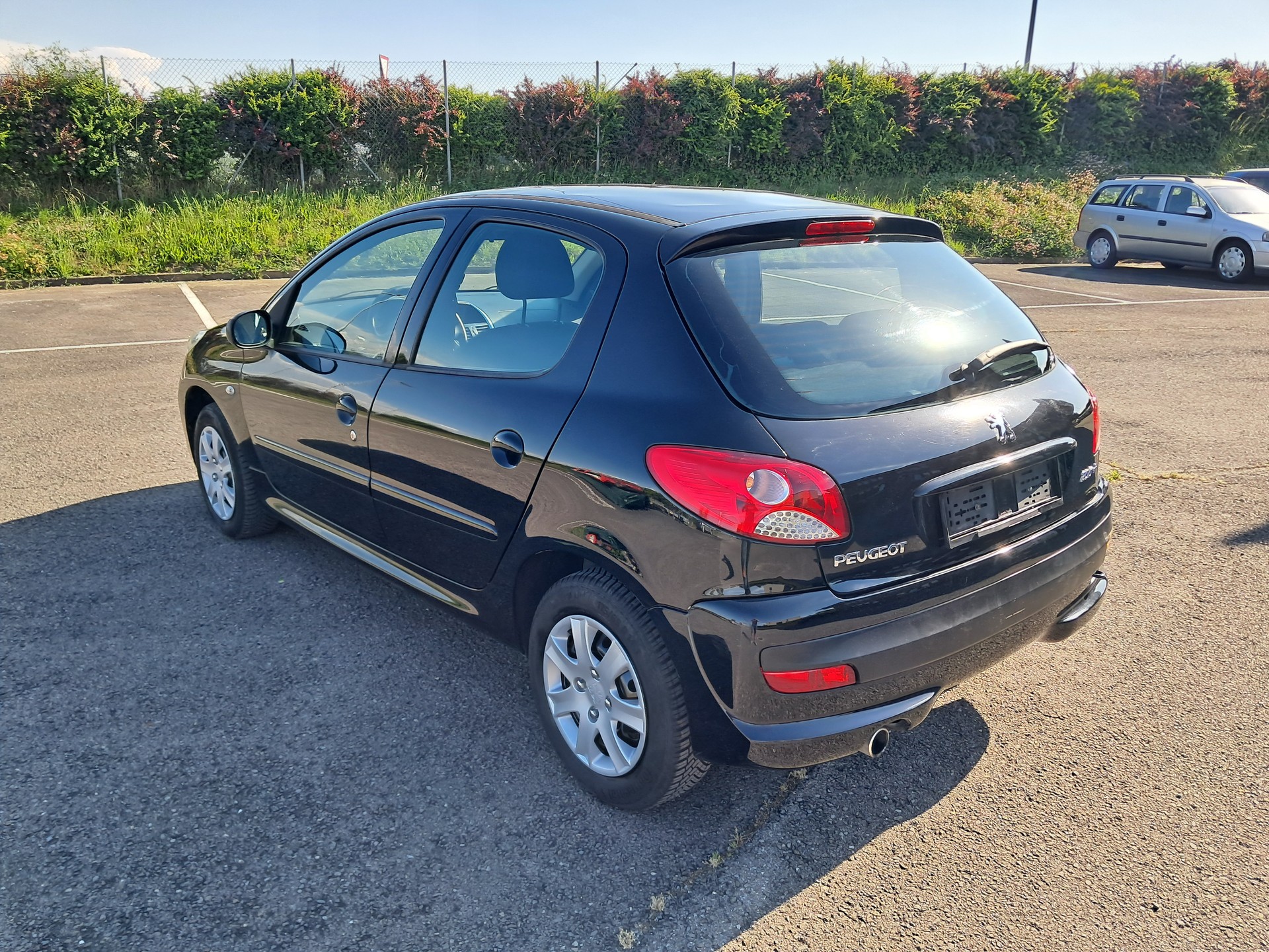 PEUGEOT 206+ 1.4 Trendy-image-4
