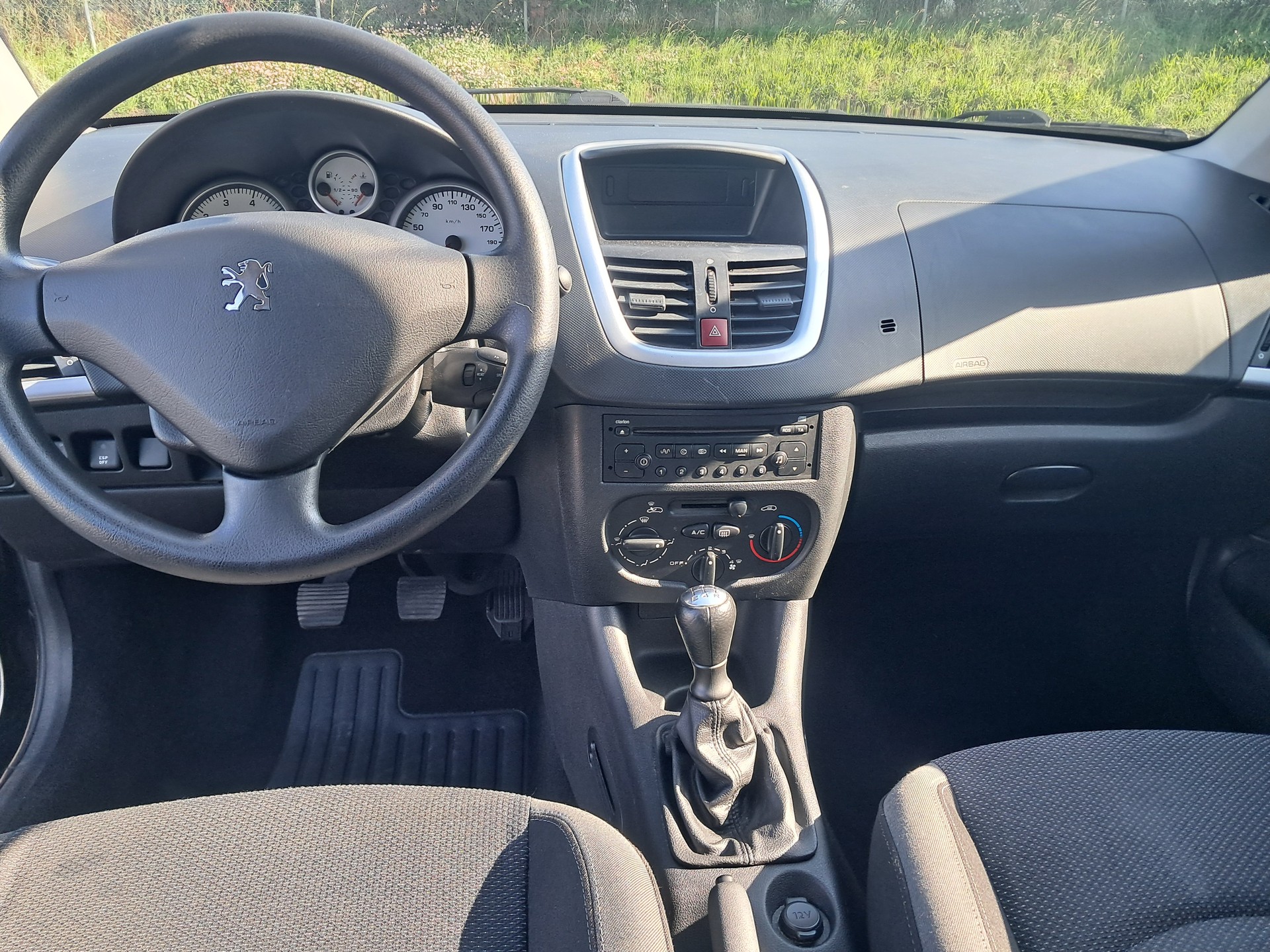 PEUGEOT 206+ 1.4 Trendy-image-7