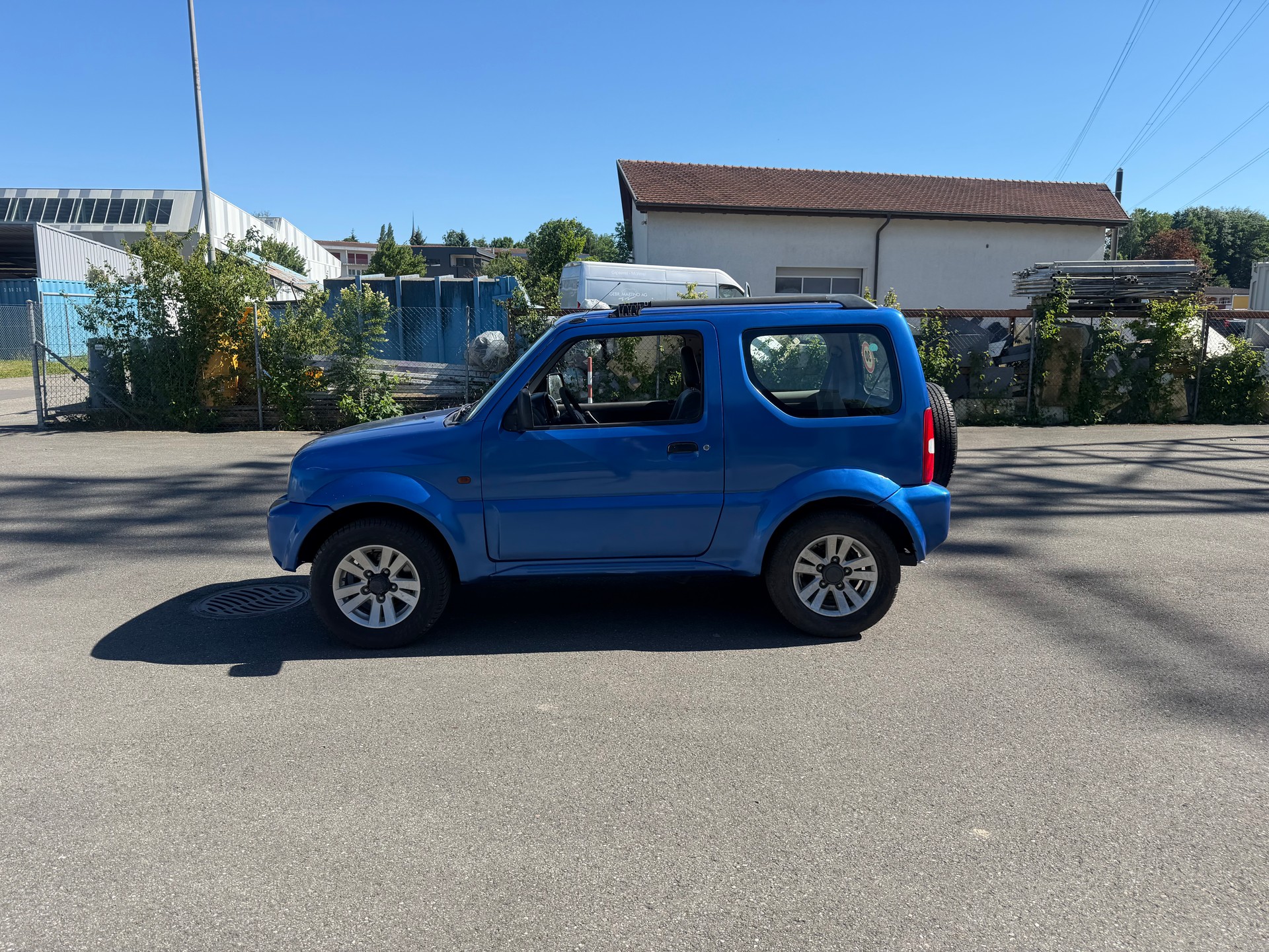 SUZUKI Jimny 1.3 16V JLX-image-4