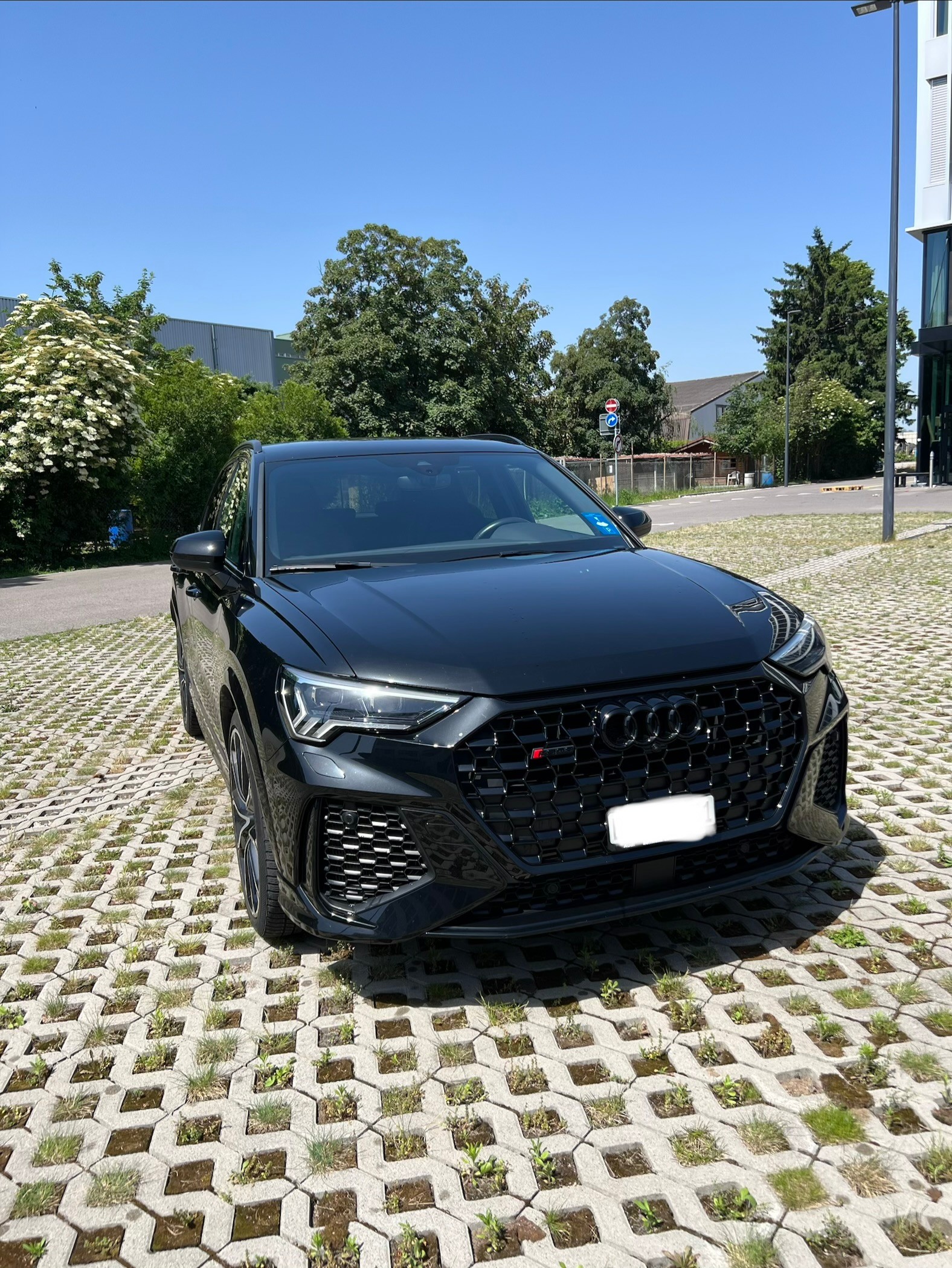 AUDI 2.5 TFSI quattro S-Tronic