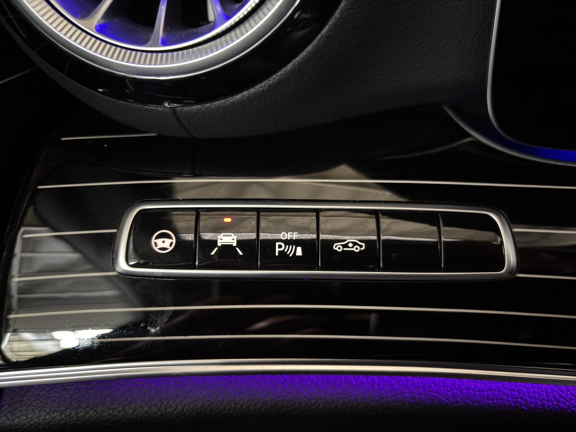 MERCEDES-BENZ CLS 53 AMG 4 Matic+-image-9