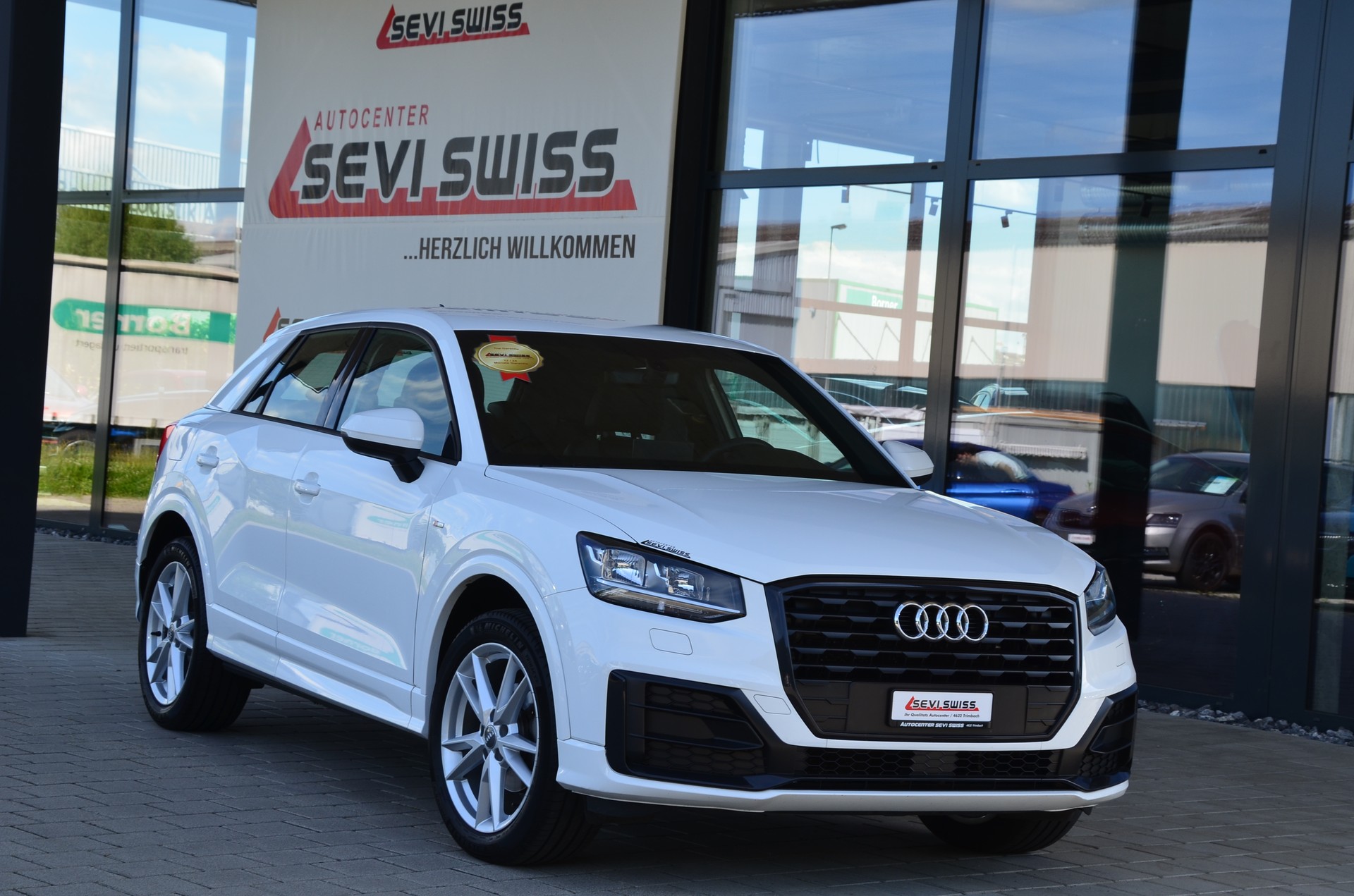 AUDI Q2 35 TFSI Sport*Ab MFK,1 Jahr oder 20000km Garantie auf Motor und Getriebe*-showroom-element-2