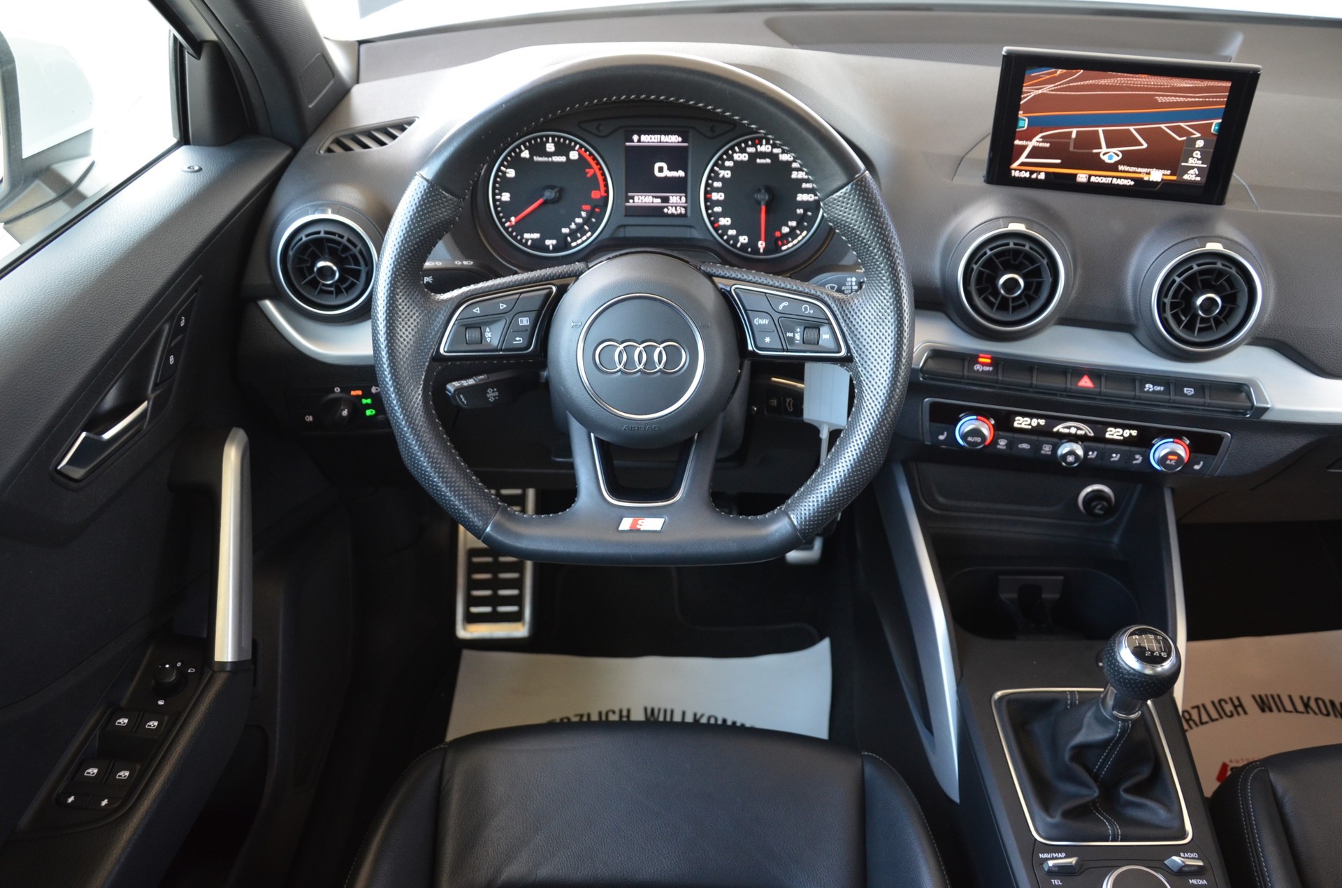 AUDI Q2 35 TFSI Sport*Ab MFK,1 Jahr oder 20000km Garantie auf Motor und Getriebe*-image-10