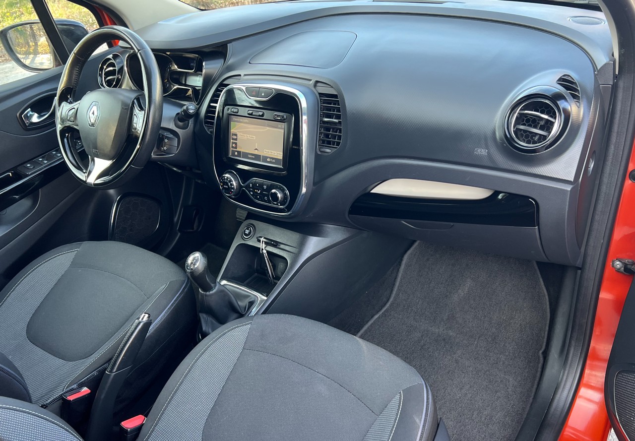 RENAULT Captur 0.9 12V Privilège-image-7