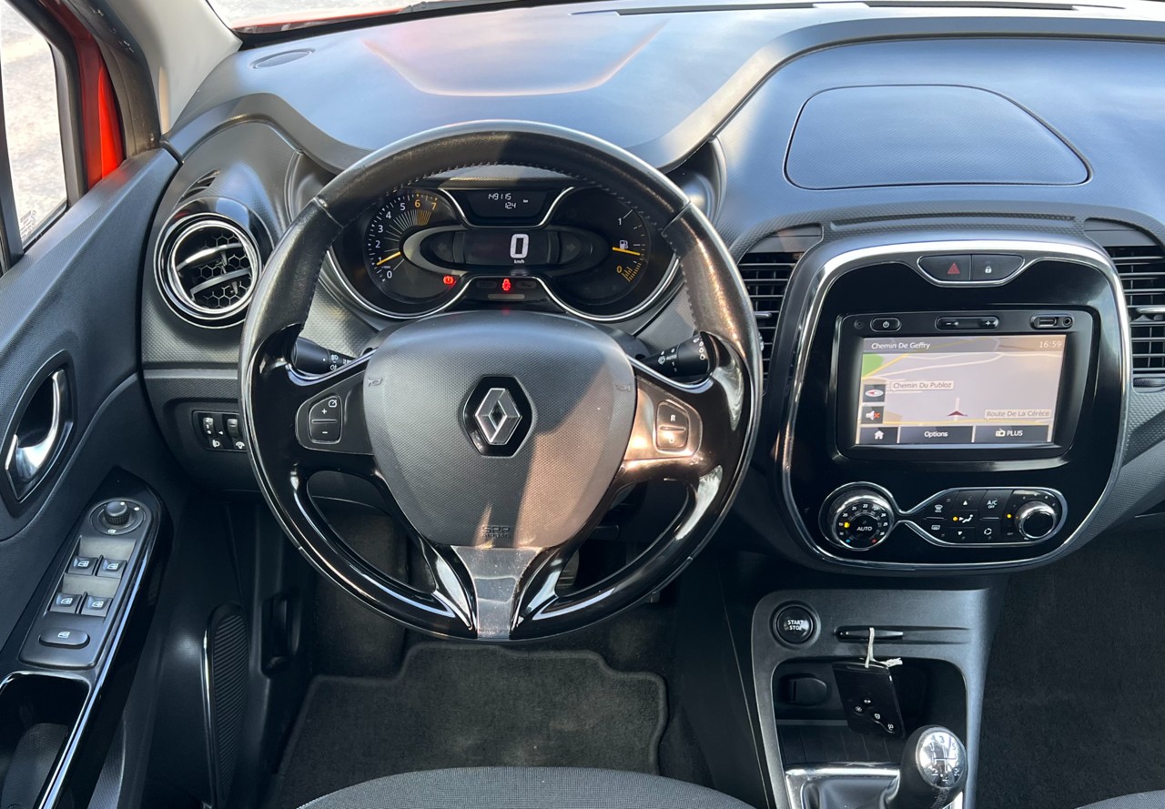 RENAULT Captur 0.9 12V Privilège-image-10