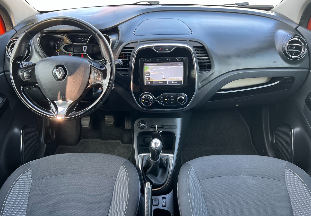 RENAULT Captur 0.9 12V Privilège-image-9