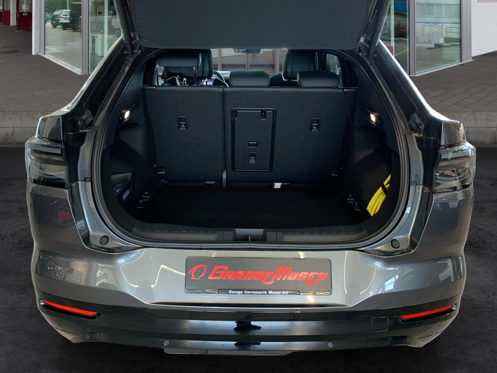 FORD Capri Extended Range Premium-image-10