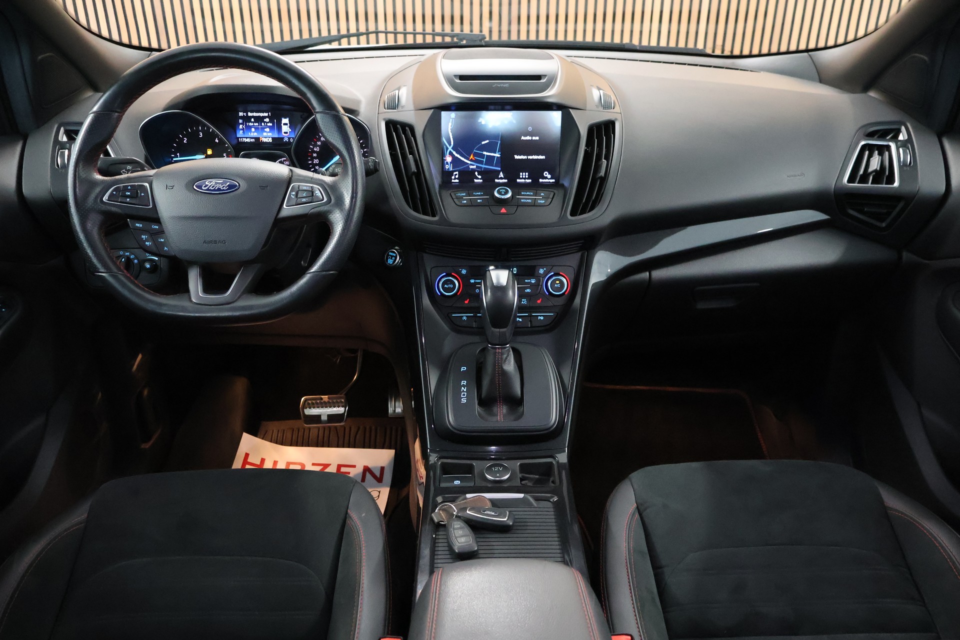 FORD Kuga 2.0 TDCi ST Line High 4WD PowerShift-image-14