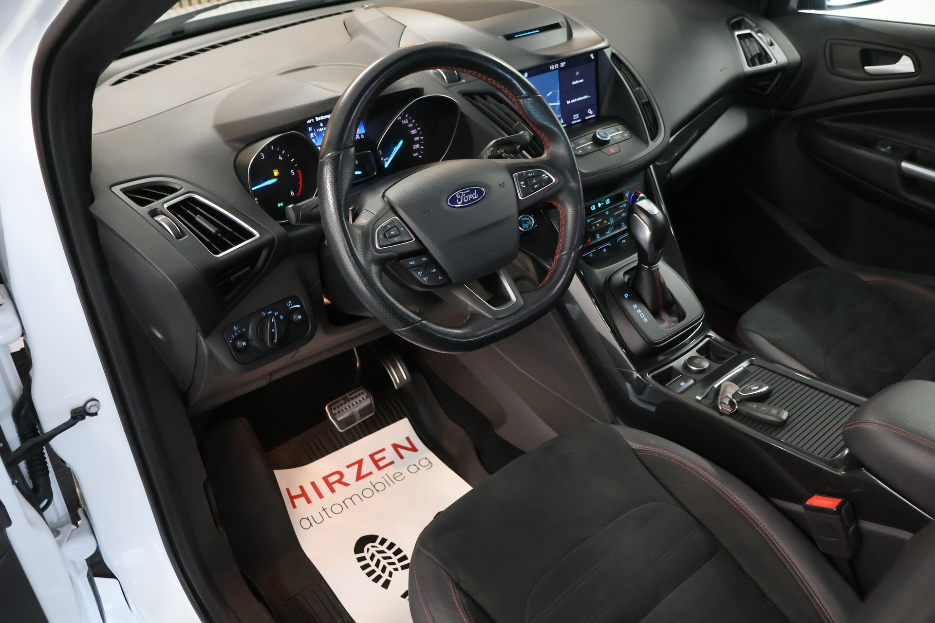 FORD Kuga 2.0 TDCi ST Line High 4WD PowerShift-image-9