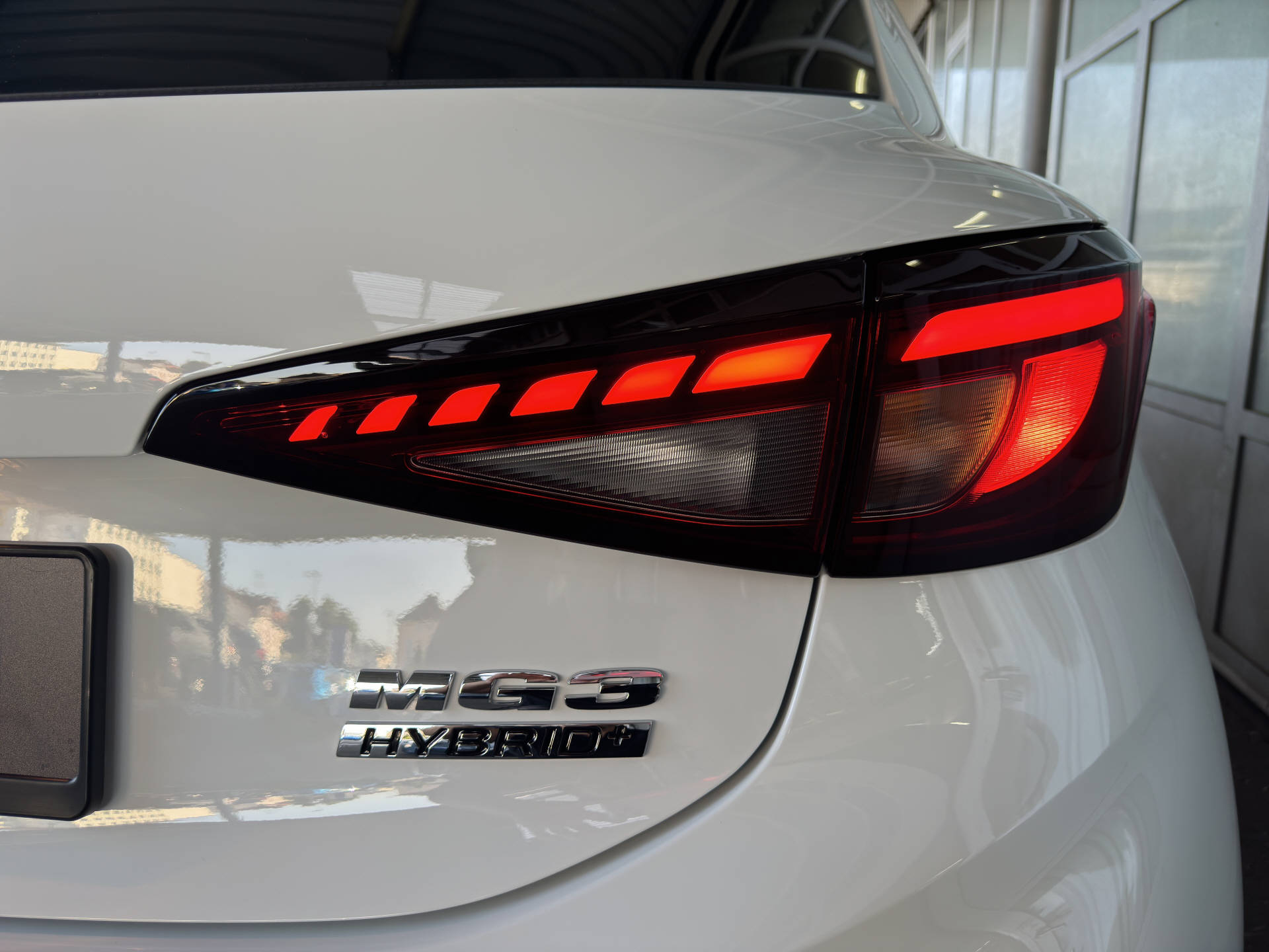 MG 3 1.5 Hybrid+ Luxury-image-7