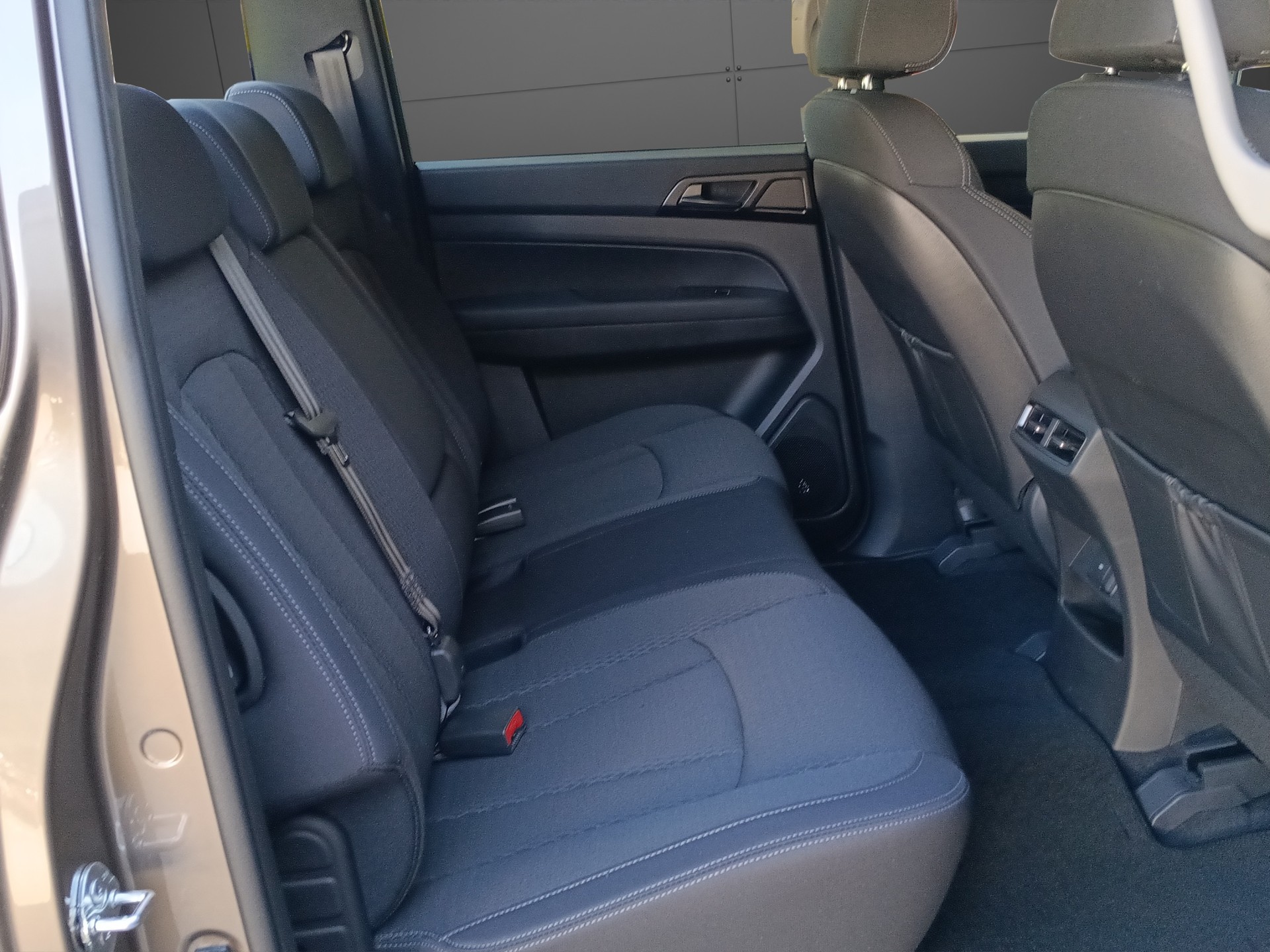 KGM-SsangYong MUSSO-image-15
