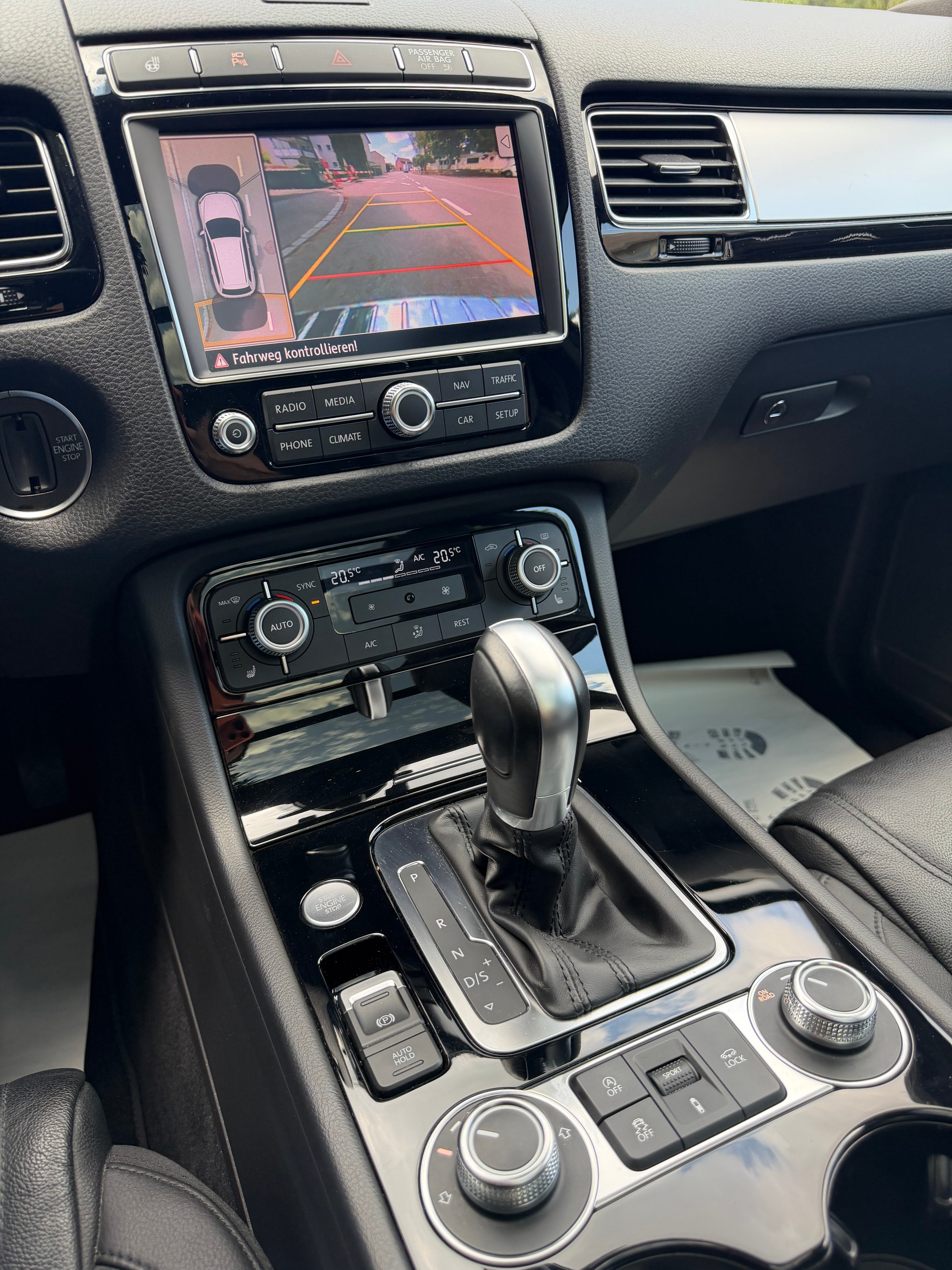 VW Touareg 3.0 TDI BMT Peak Tiptronic *Luftfahrwerk*AHK 3500 Kg-image-10