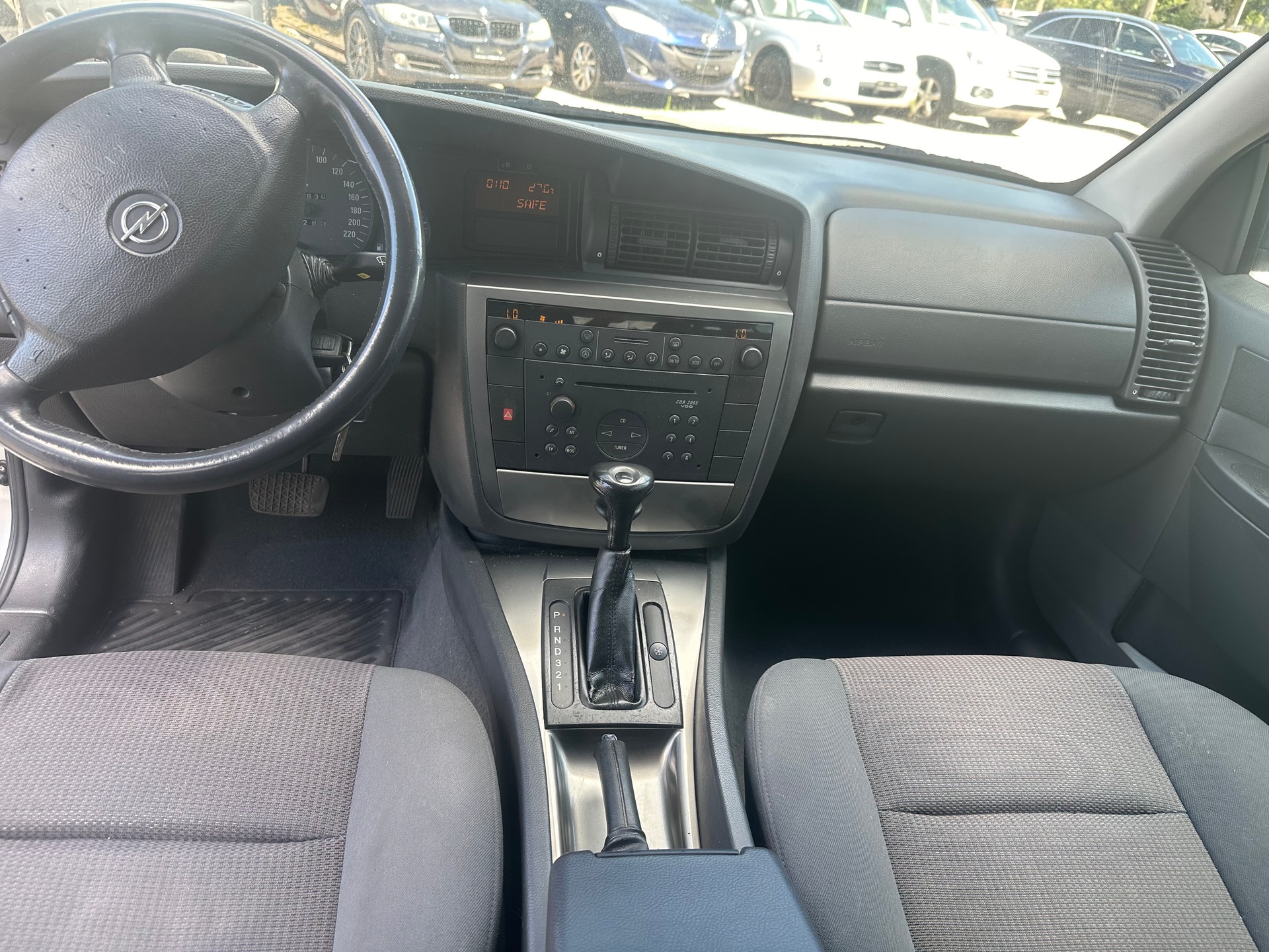 OPEL Omega 2.2i 16V Limited-image-10
