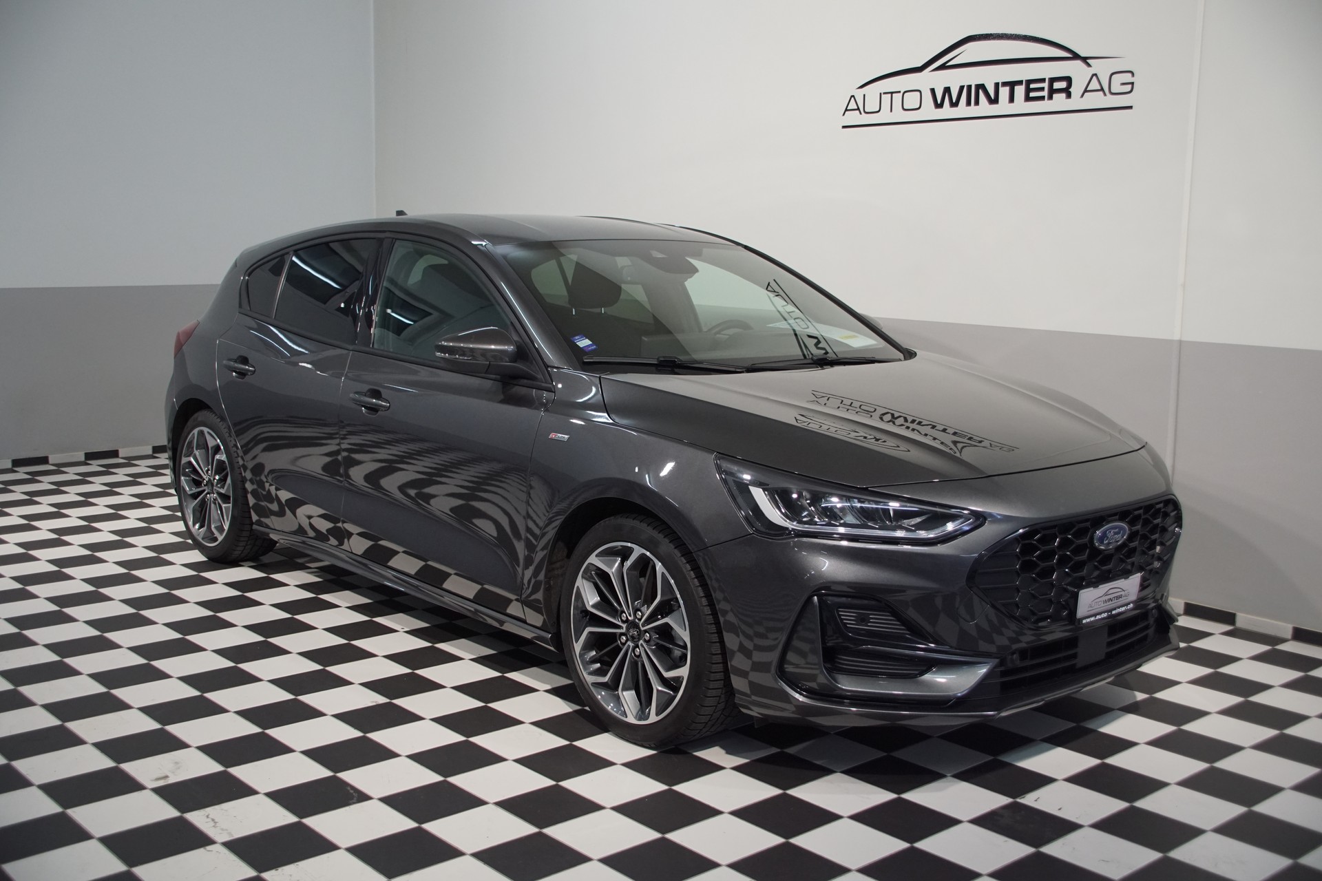 FORD Focus 1.0 MHEV ST-Line X Automat-showroom-element-1