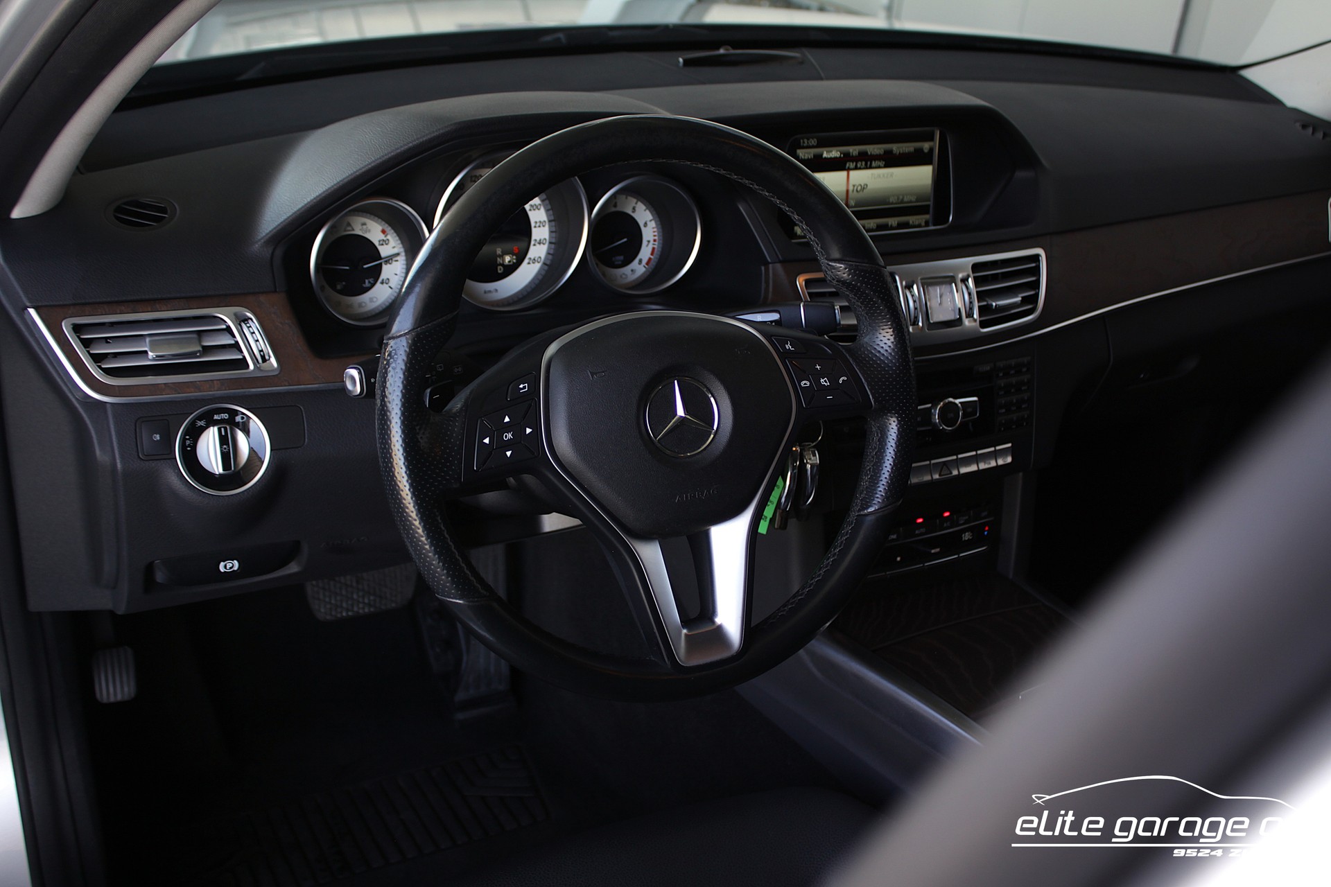 MERCEDES-BENZ E 200 Avantgarde 7G-Tronic-image-14
