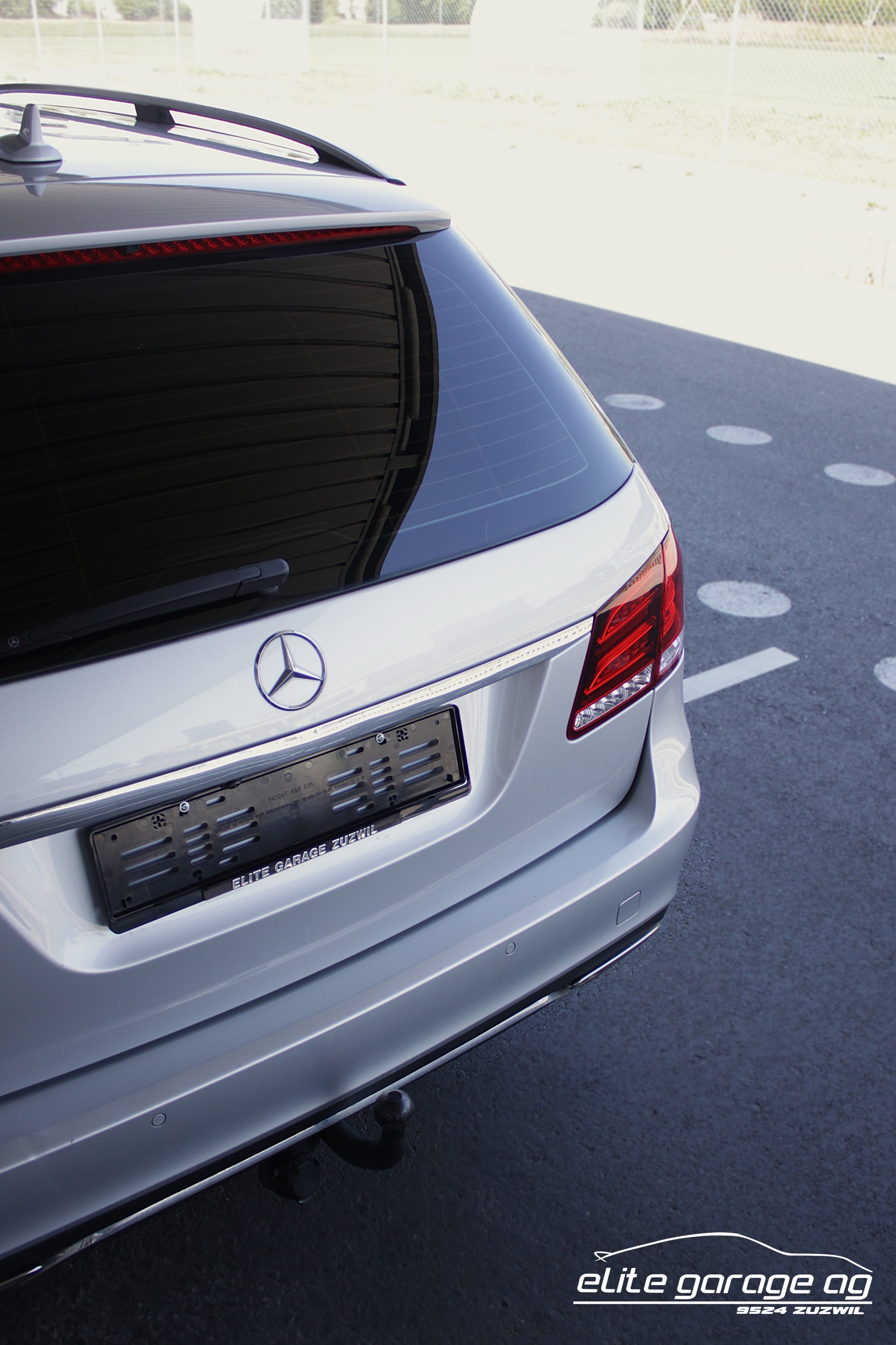 MERCEDES-BENZ E 200 Avantgarde 7G-Tronic-image-12