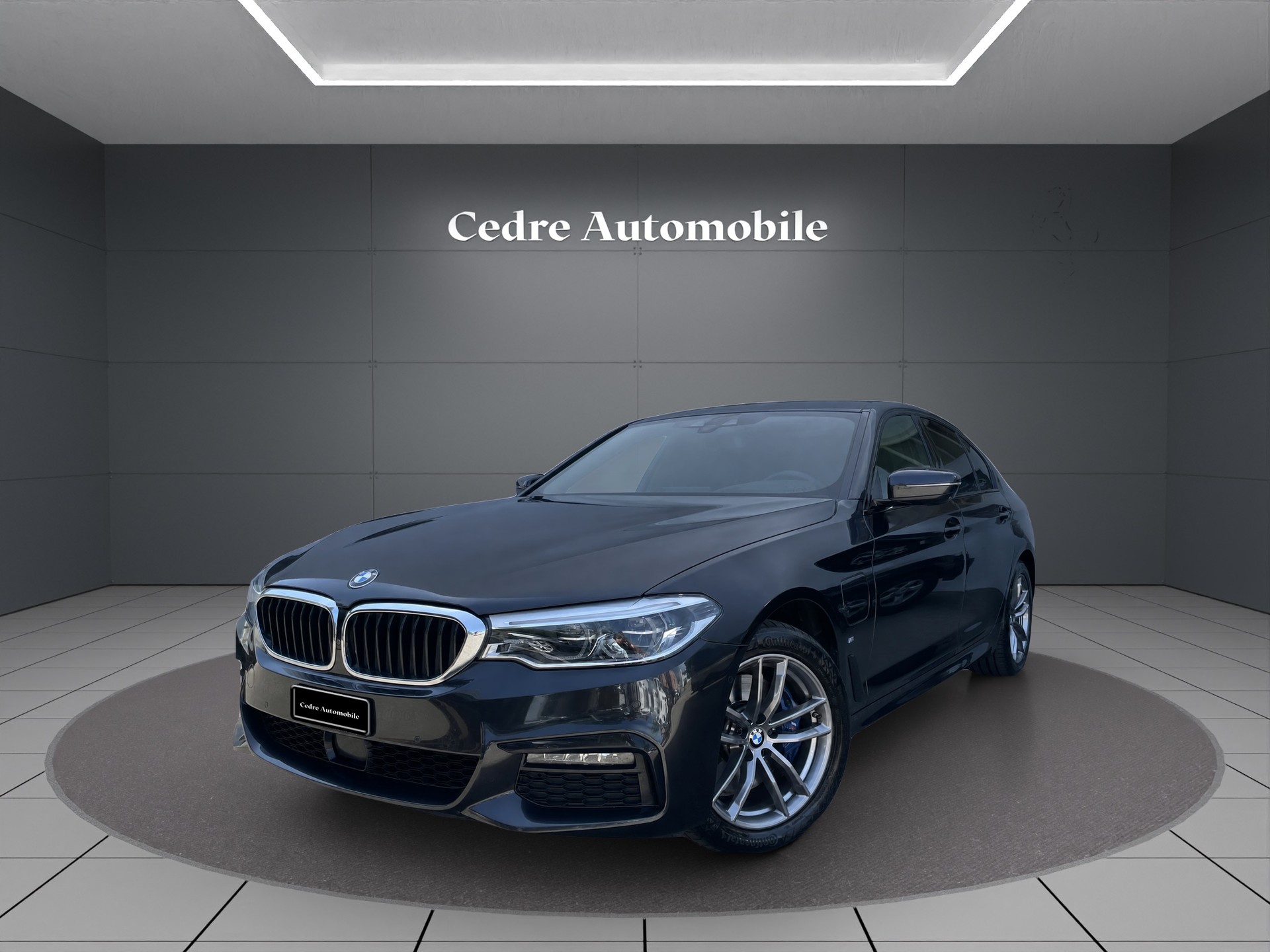 BMW 530e xDrive M Sport Steptronic-showroom-element-1