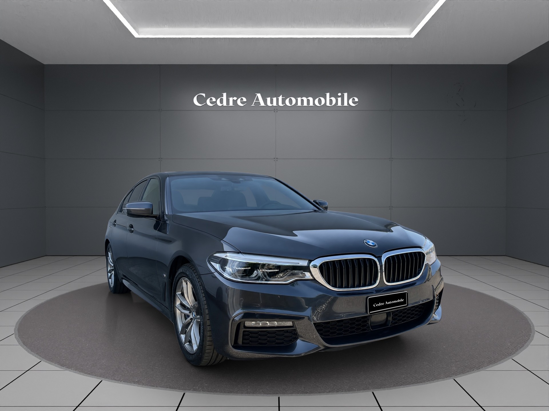 BMW 530e xDrive M Sport Steptronic-showroom-element-2