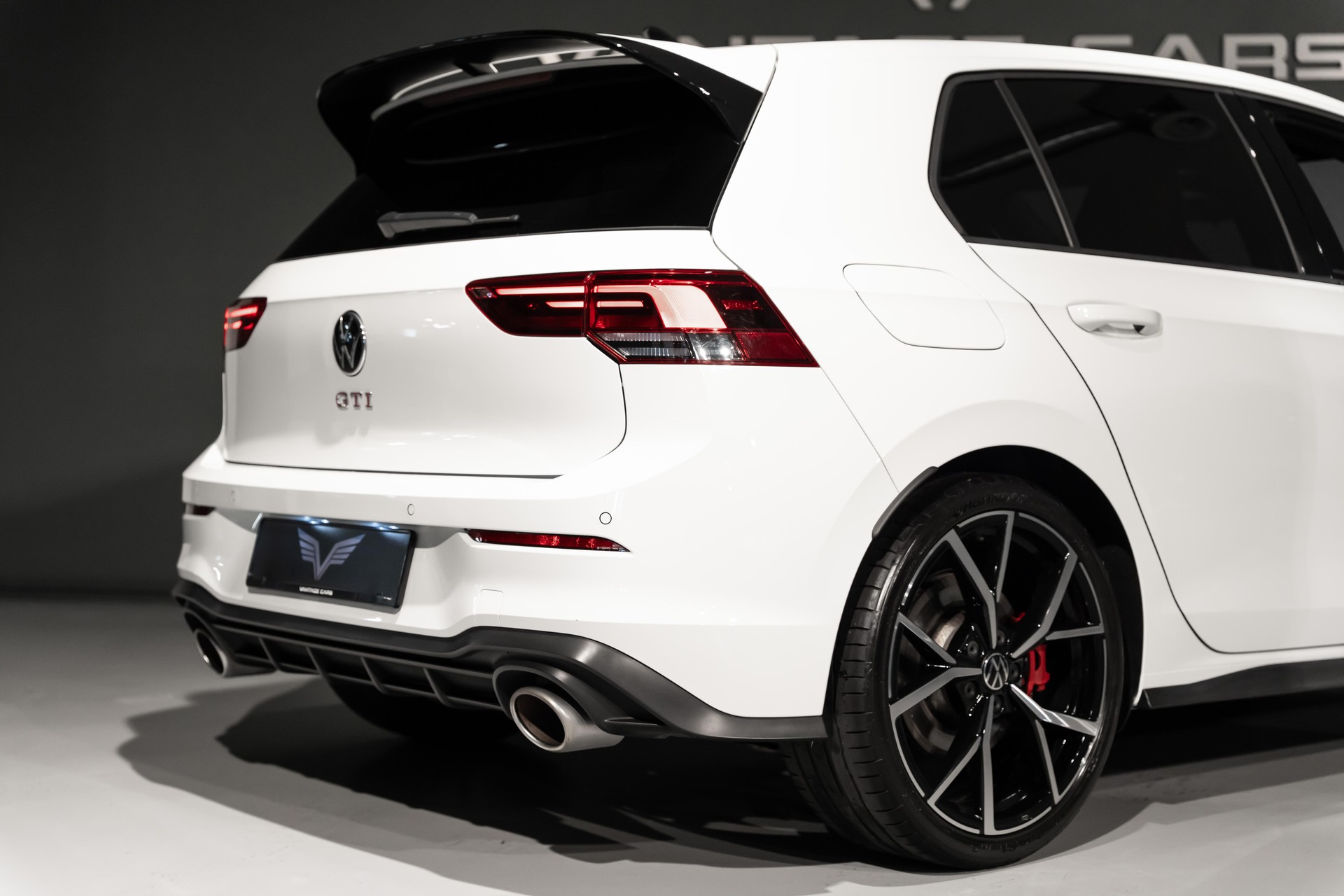 VW Golf VIII 2.0 TSI GTI Clubsport DSG-image-8